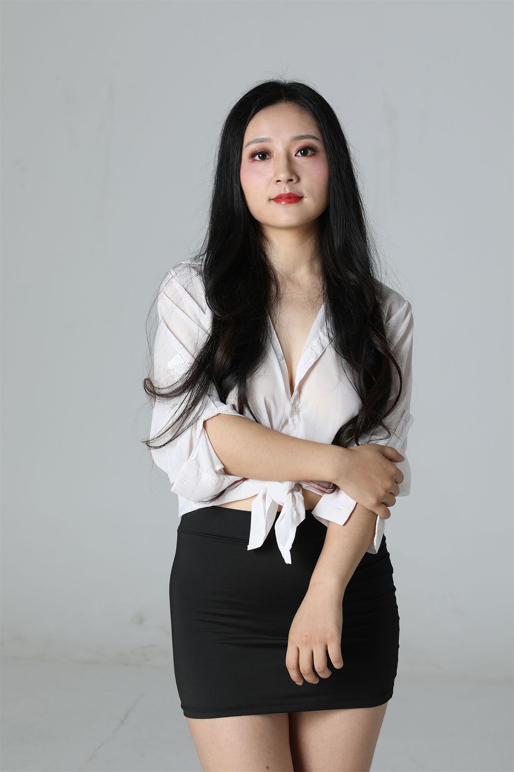 [Private Photoshoot] 暖暖: 行色模特 人妻制服风格 全尺度私拍 (653 photos)