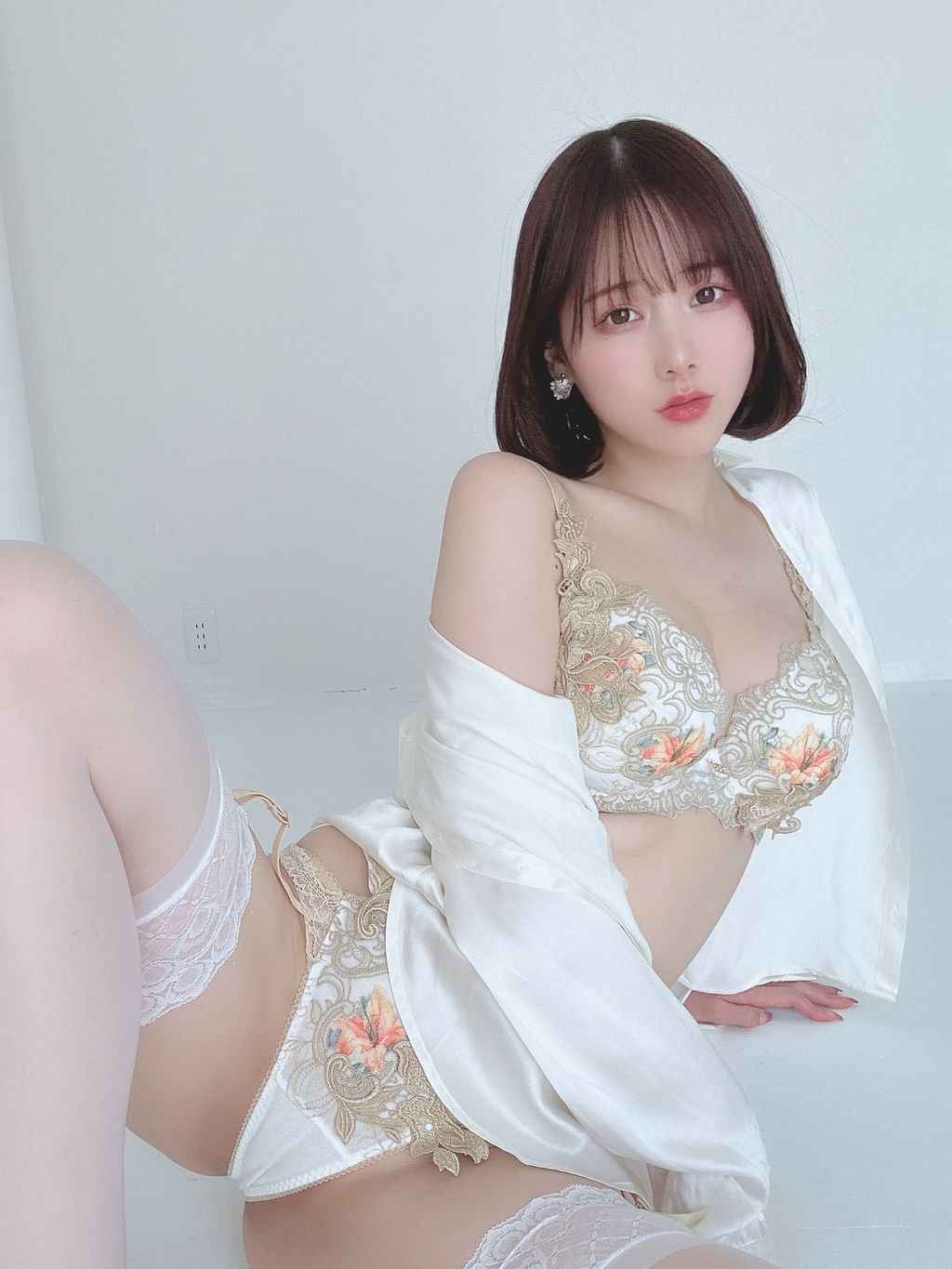 Coser@けん研 (けんけん): 2023.05 Fantia 訂閱 (182 photos) 1 Coser@けん研 (けんけん): 2023.05 Fantia 訂閱 (182 photos) 1