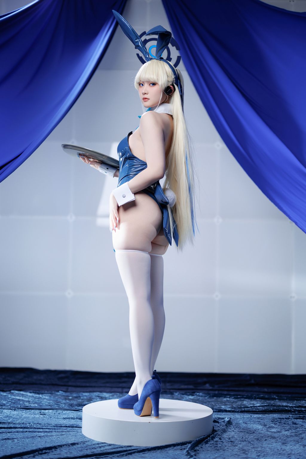 Coser@屿鱼: 蔚蓝档案 飞鸟马时 兔女郎+S (45 photos)