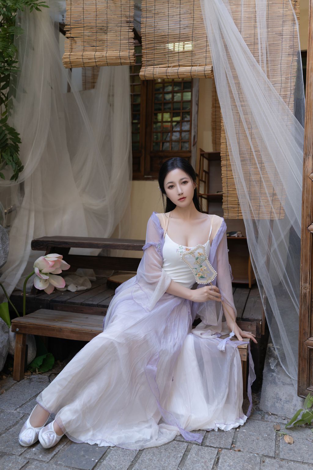 [内购无水印] 鱼子酱Fish: 秀人网模特 蝴蝶 (120 photos)