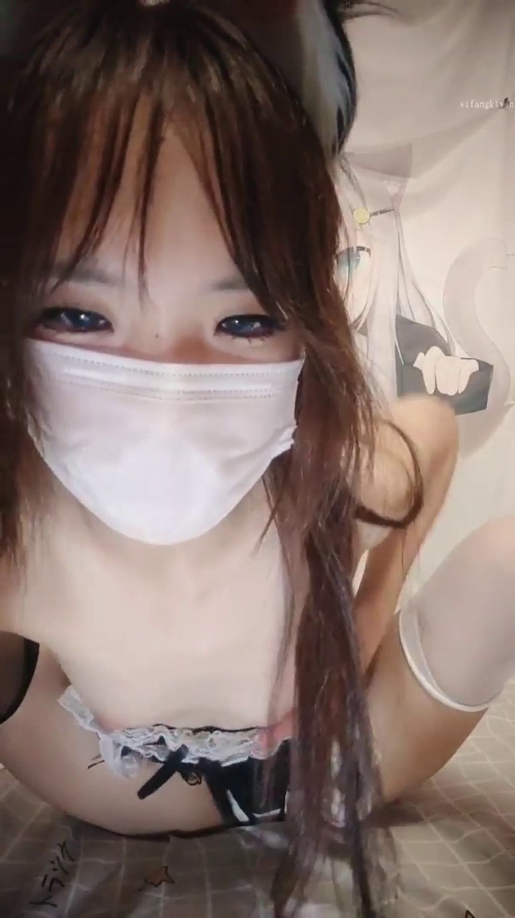 小逸宝宝: 萌萌哒萝莉美少女宿舍大秀 道具爆浆 (75 photos + 16 videos) 5 小逸宝宝: 萌萌哒萝莉美少女宿舍大秀 道具爆浆 (75 photos + 16 videos) 5