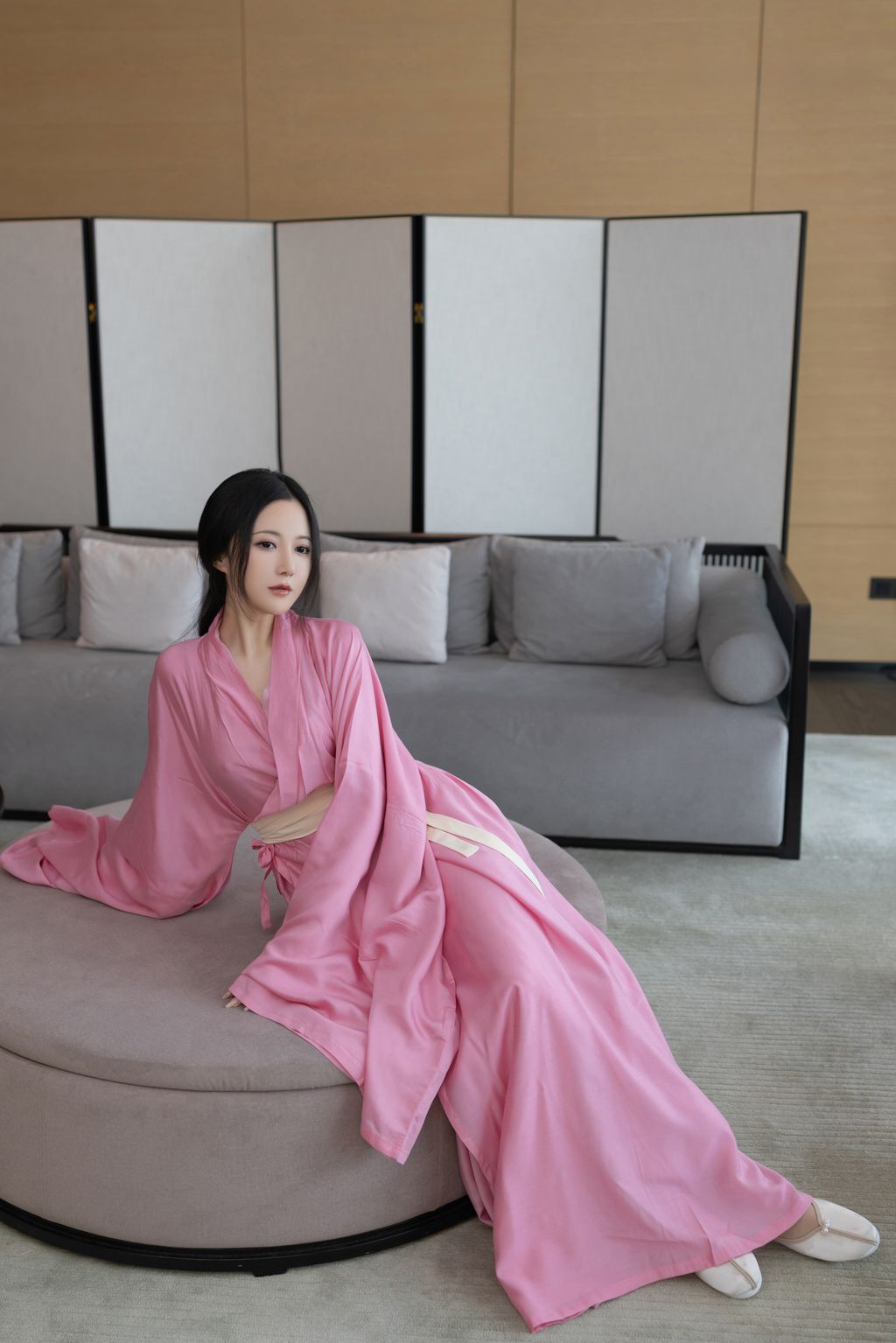 [内购无水印] 鱼子酱Fish: 秀人网模特 月影纱 (120 photos)