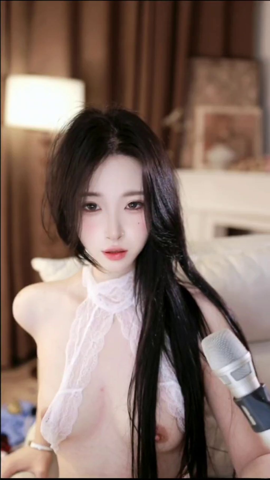 阿美: 虎牙美女主播 妩媚性感裸舞道具自慰合集 (85 photos + 11 videos) 4 阿美: 虎牙美女主播 妩媚性感裸舞道具自慰合集 (85 photos + 11 videos) 4