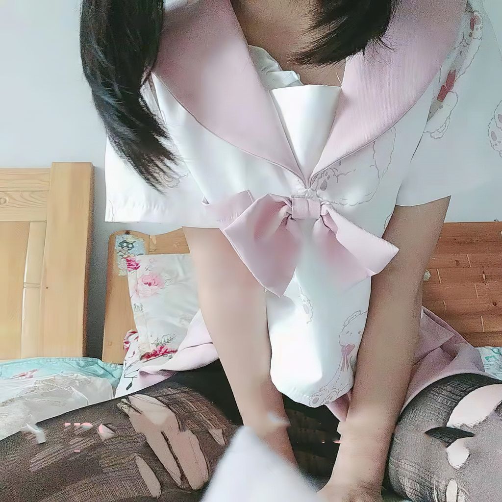 郑思瑶: 甜点小萝莉 原档收藏六安高中高二少女校花 (132 photos + 17 videos) 7 郑思瑶: 甜点小萝莉 原档收藏六安高中高二少女校花 (132 photos + 17 videos) 7