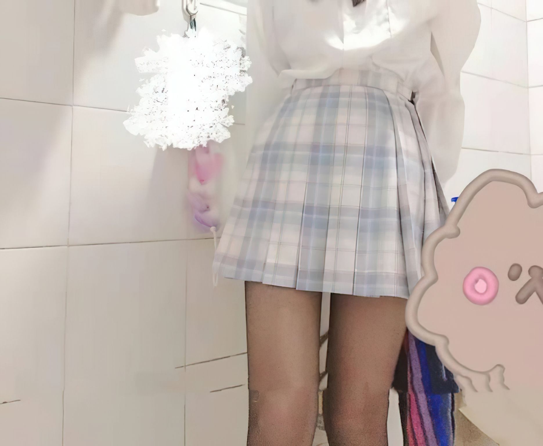 郑思瑶: 甜点小萝莉 原档收藏六安高中高二少女校花 (132 photos + 17 videos) 15 郑思瑶: 甜点小萝莉 原档收藏六安高中高二少女校花 (132 photos + 17 videos) 15
