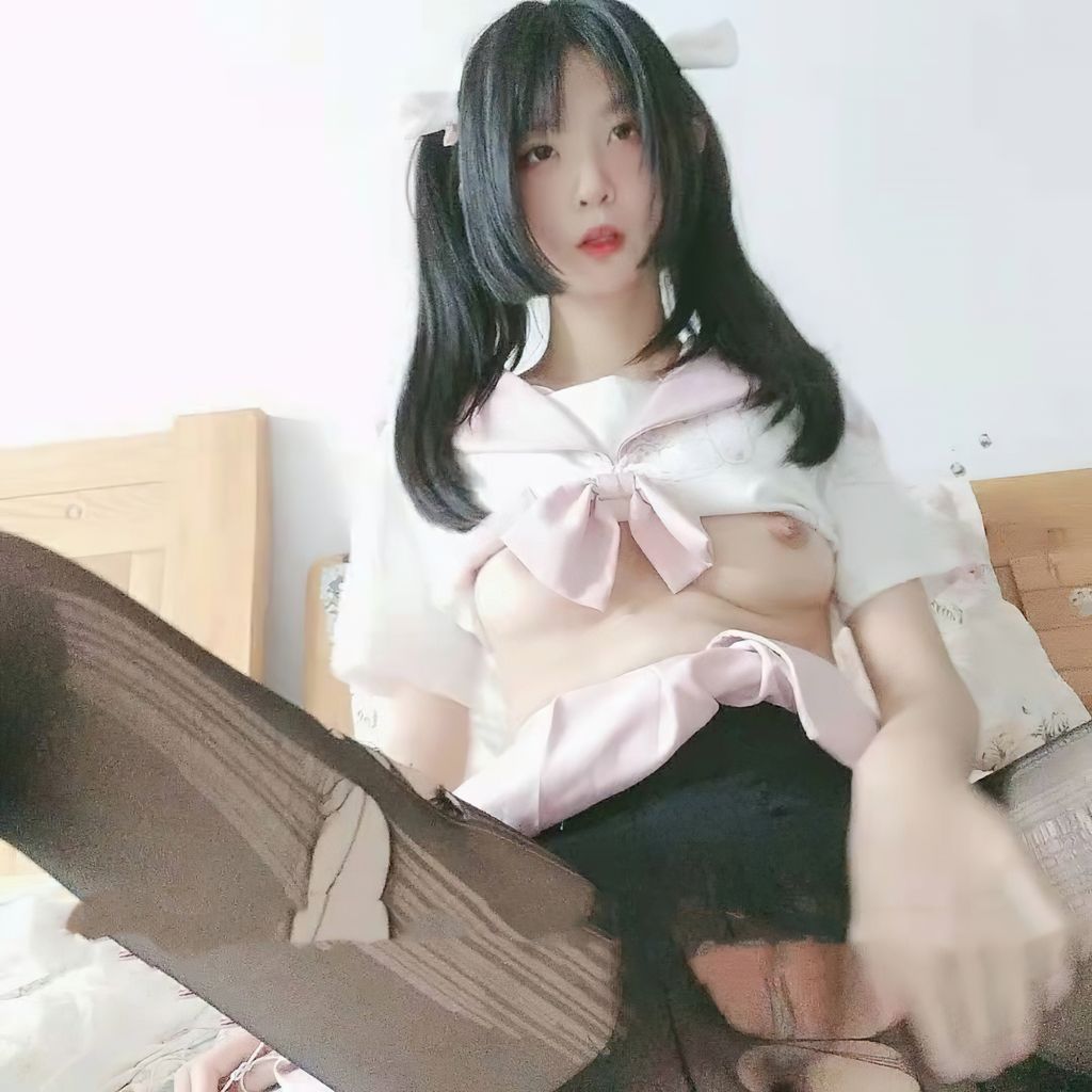郑思瑶: 甜点小萝莉 原档收藏六安高中高二少女校花 (132 photos + 17 videos) 10 郑思瑶: 甜点小萝莉 原档收藏六安高中高二少女校花 (132 photos + 17 videos) 10