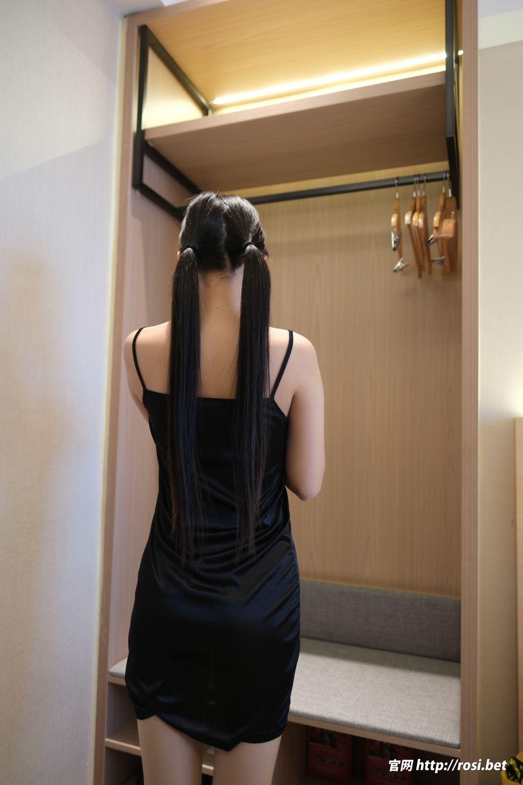 [ROSI写真] 2026.01.24 No.5164 (108 photos)
