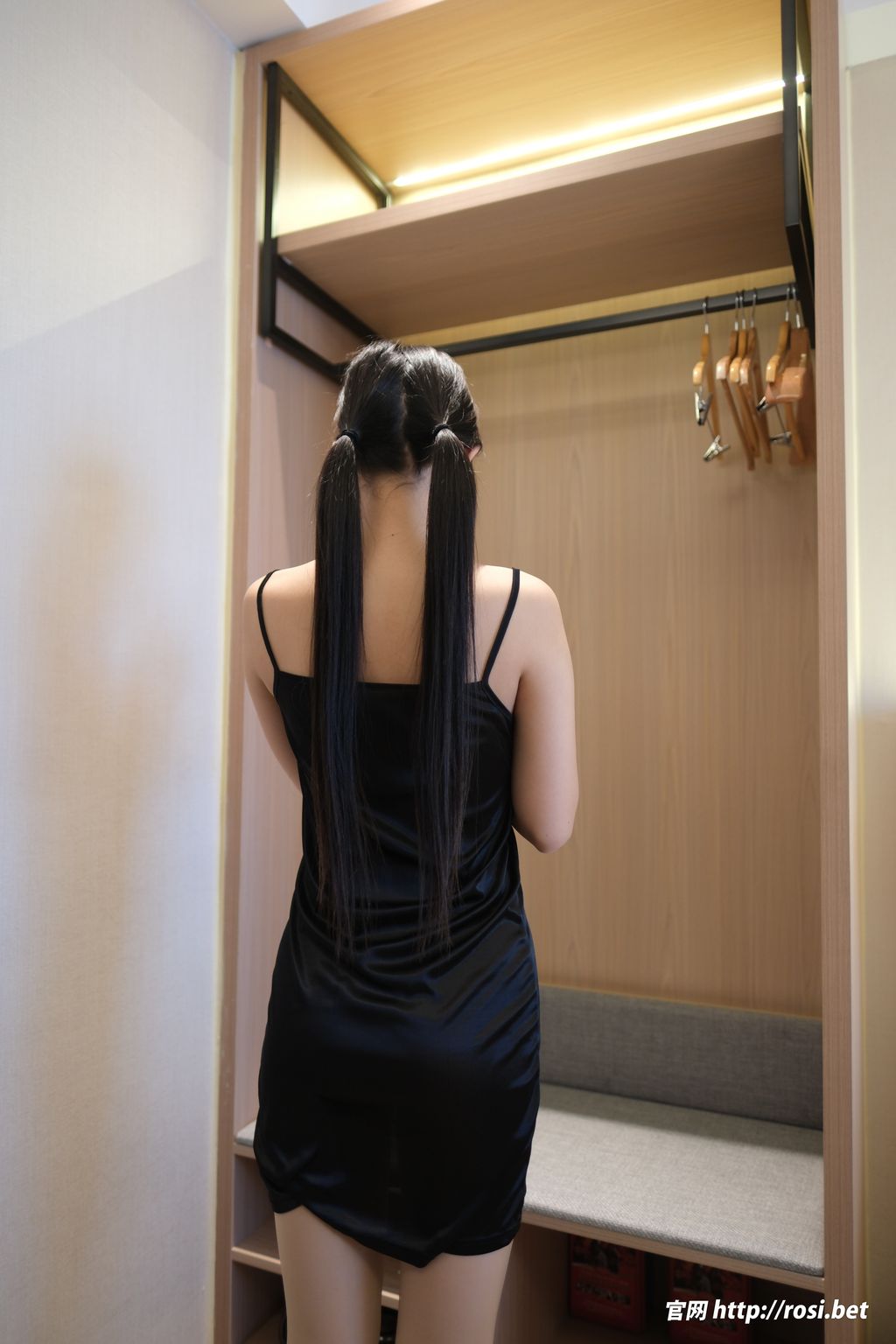 [ROSI写真] 2026.01.24 No.5164 (108 photos)