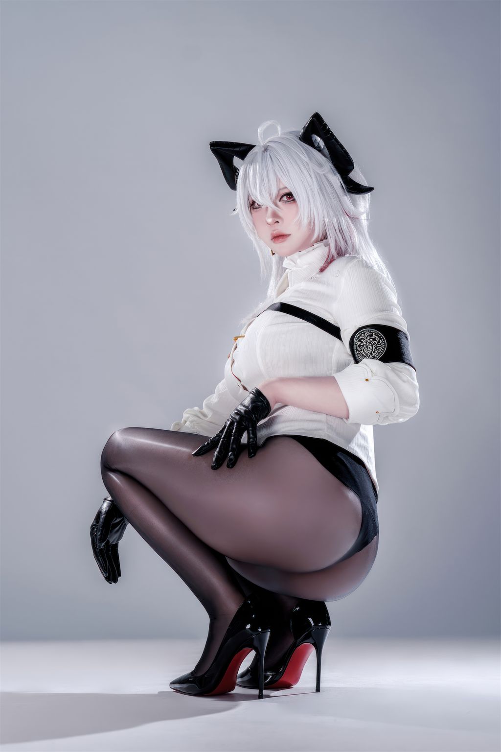Coser@半半子: 鸣潮 赞妮 (57 photos)
