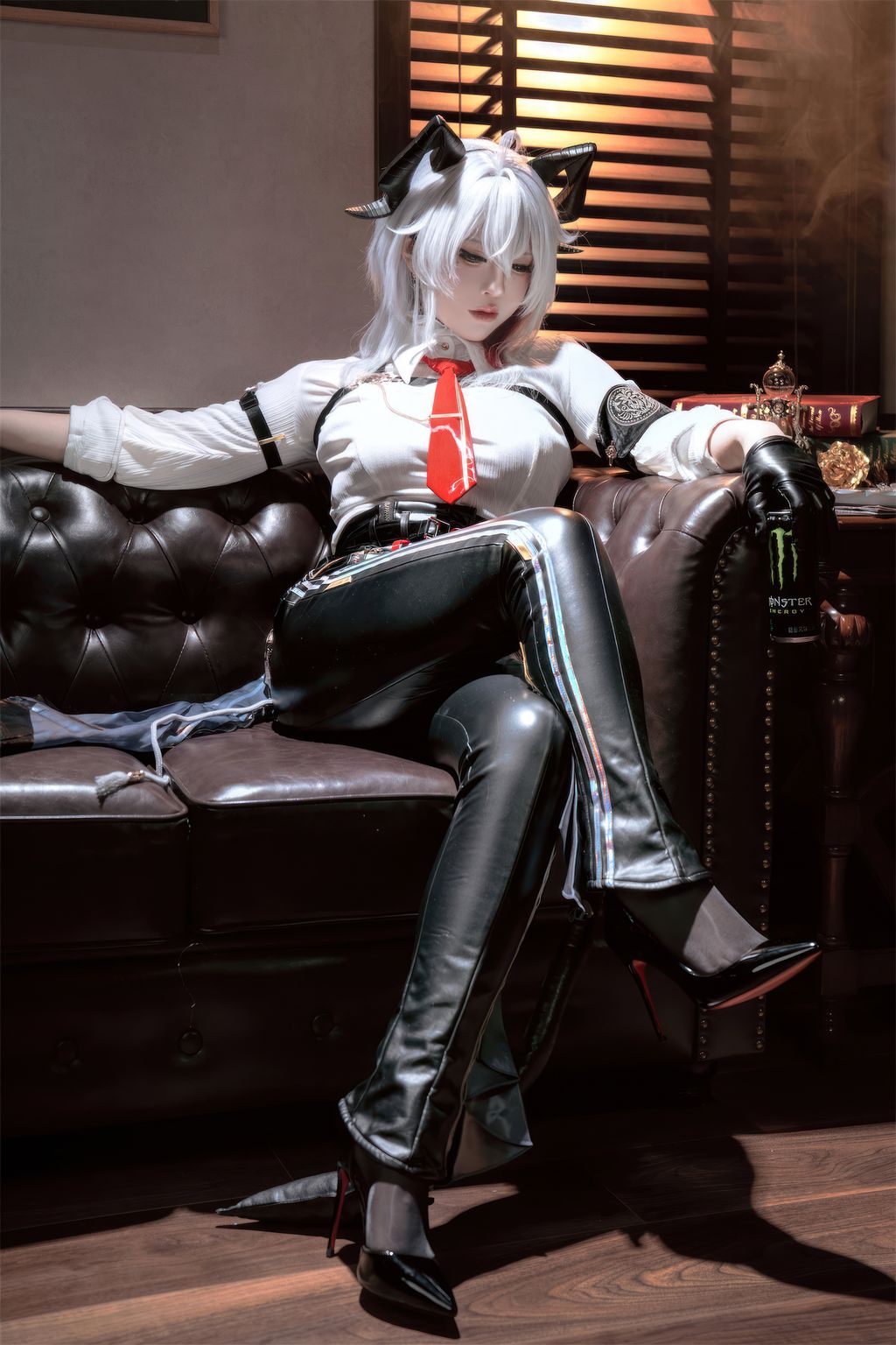Coser@半半子: 鸣潮 赞妮 (57 photos) 16 Coser@半半子: 鸣潮 赞妮 (57 photos) 16
