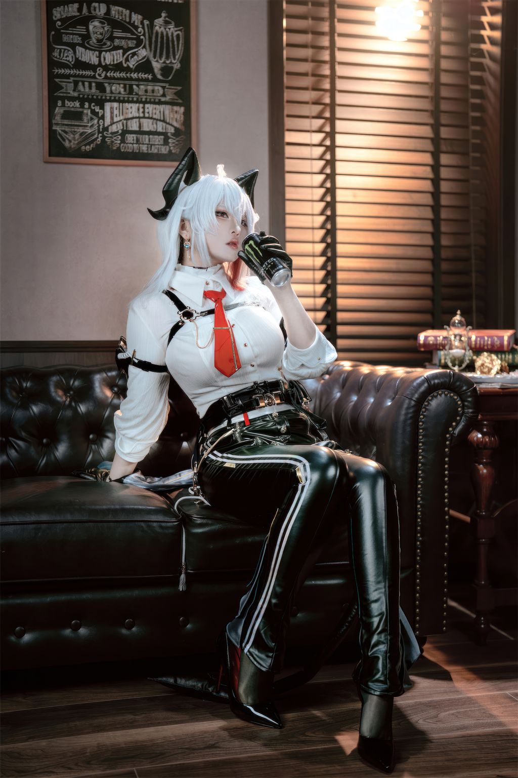 Coser@半半子: 鸣潮 赞妮 (57 photos) 13 Coser@半半子: 鸣潮 赞妮 (57 photos) 13