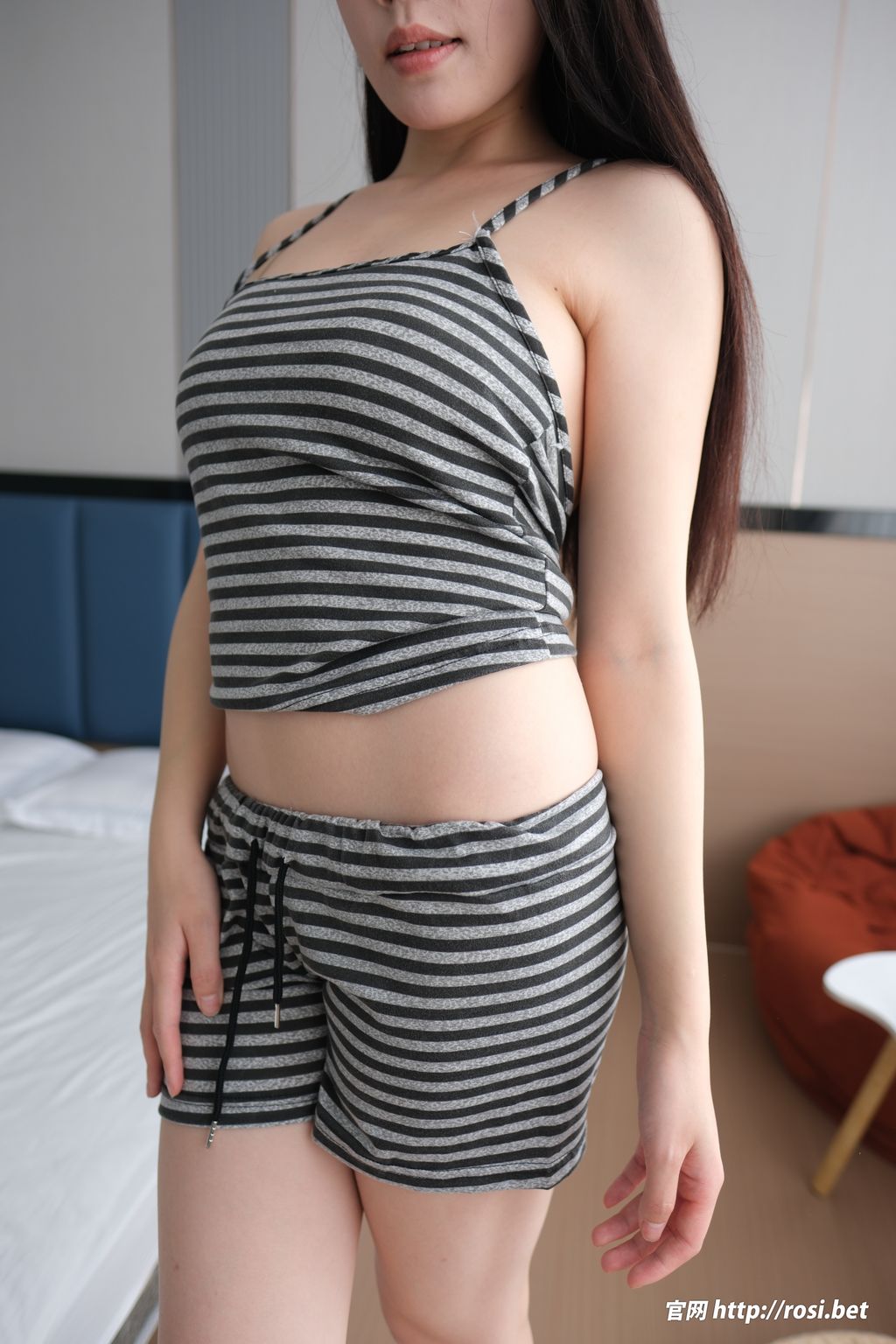 [ROSI写真] 2026.01.14 No.5154 (82 photos)