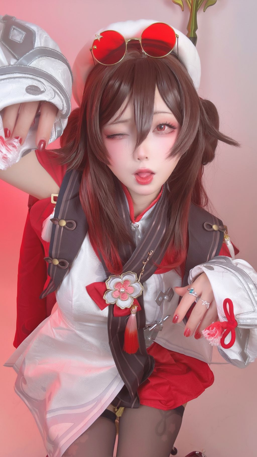 Coser@chuchu: OnlyFans萝莉福利姬 原神胡桃cos (145 photos + 1 video) 1 Coser@chuchu: OnlyFans萝莉福利姬 原神胡桃cos (145 photos + 1 video) 1