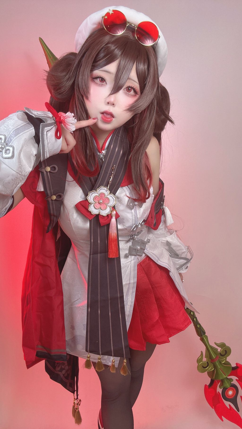 Coser@chuchu: OnlyFans萝莉福利姬 原神胡桃cos (145 photos + 1 video) 3 Coser@chuchu: OnlyFans萝莉福利姬 原神胡桃cos (145 photos + 1 video) 3
