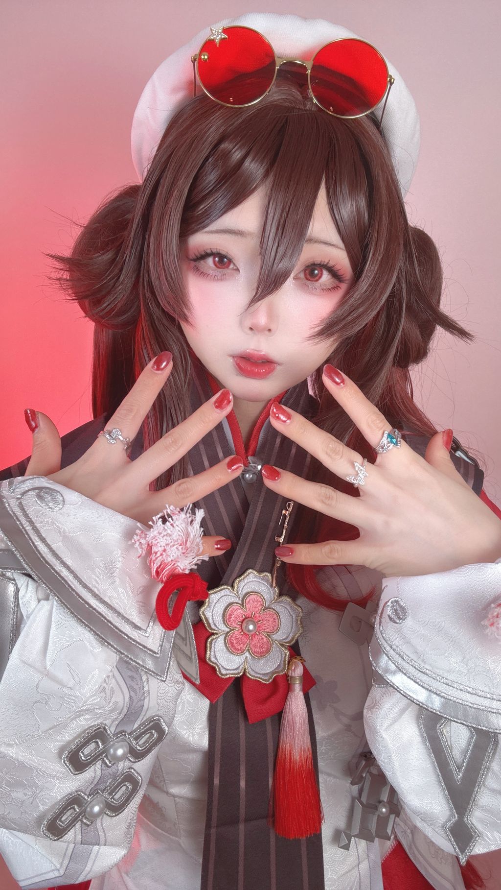 Coser@chuchu: OnlyFans萝莉福利姬 原神胡桃cos (145 photos + 1 video) 16 Coser@chuchu: OnlyFans萝莉福利姬 原神胡桃cos (145 photos + 1 video) 16