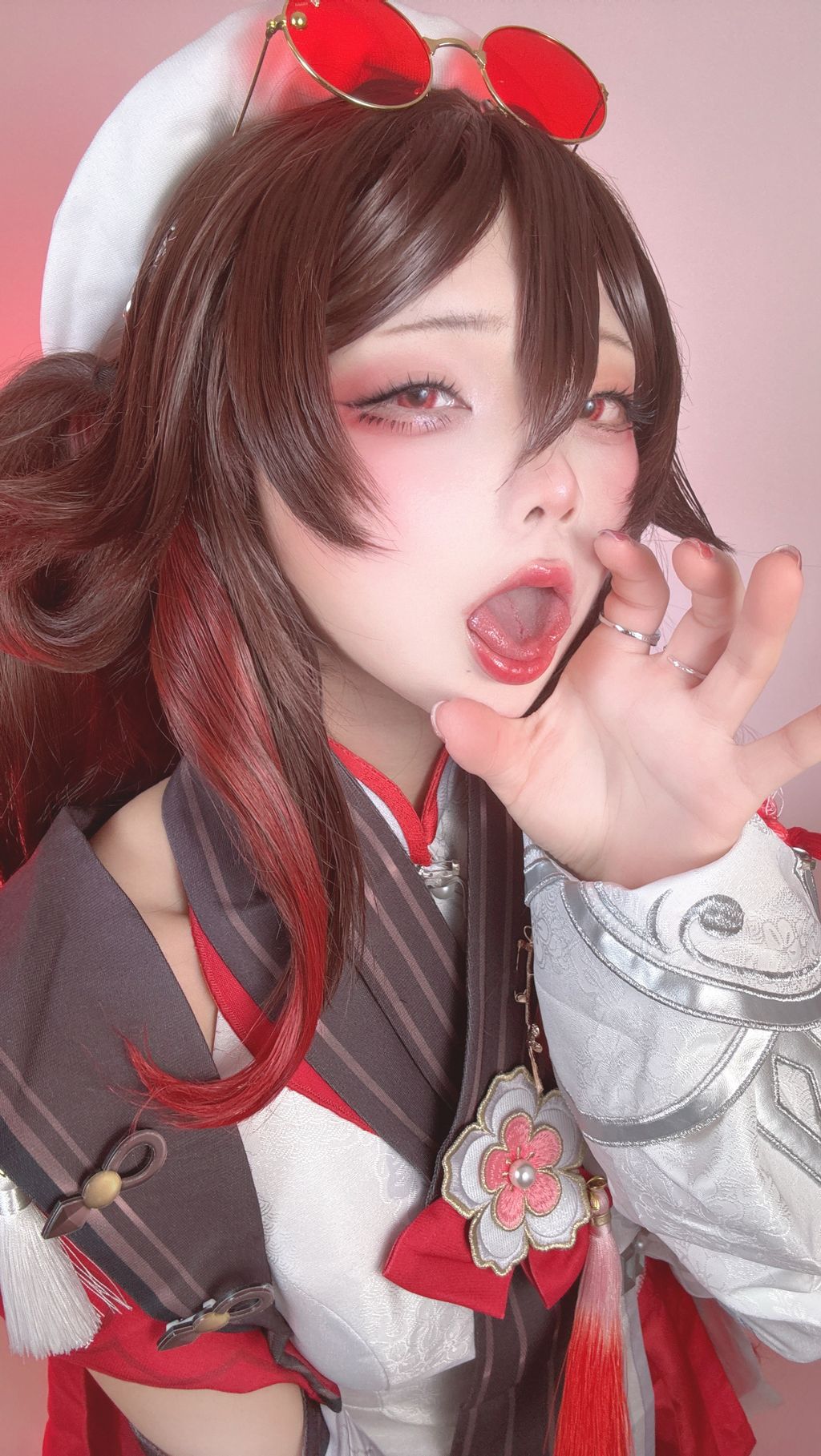 Coser@chuchu: OnlyFans萝莉福利姬 原神胡桃cos (145 photos + 1 video) 13 Coser@chuchu: OnlyFans萝莉福利姬 原神胡桃cos (145 photos + 1 video) 13