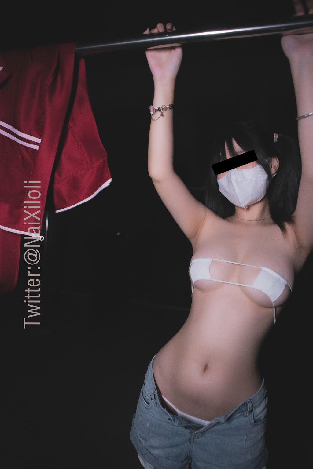 Coser@狍崽饭(NaiXiloli): 酒红色外套深夜露出 (110 photos + 4 videos) 7 Coser@狍崽饭(NaiXiloli): 酒红色外套深夜露出 (110 photos + 4 videos) 7
