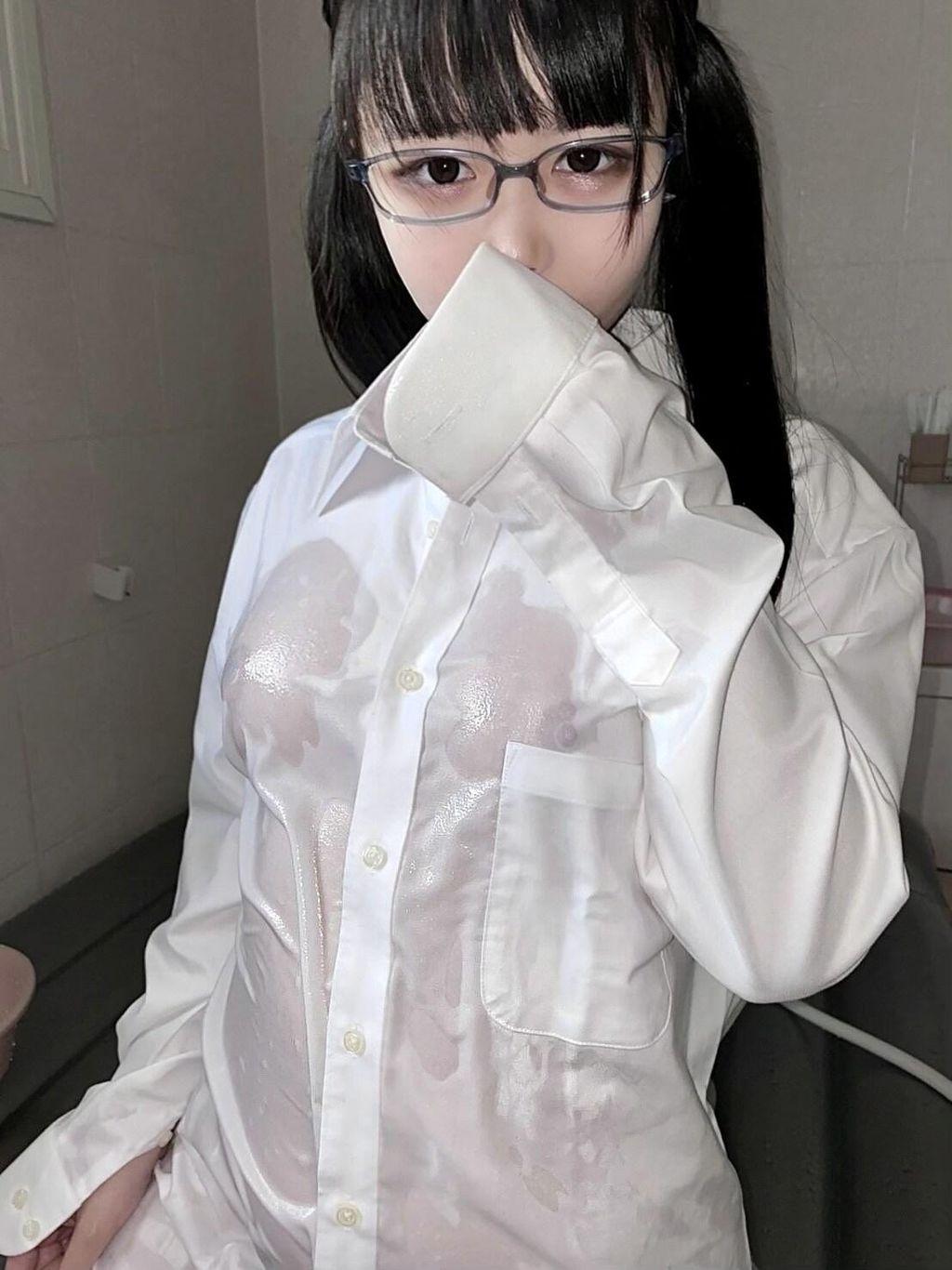 BaTaN_QxQ: 稀有软萌萝莉风俗娘 (405 photos + 24 videos) 0 BaTaN_QxQ: 稀有软萌萝莉风俗娘 (405 photos + 24 videos) 0