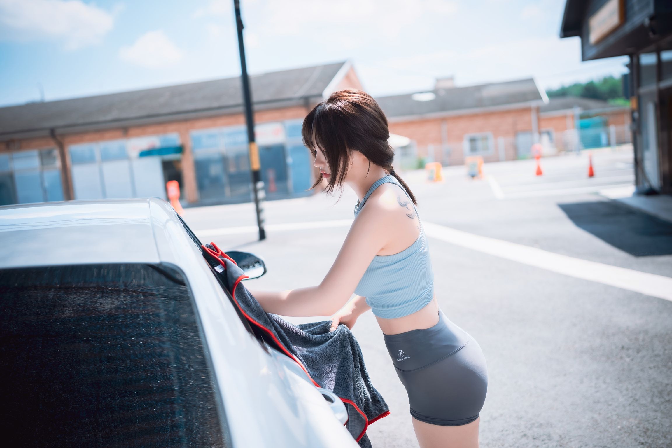 DJAWA Photo – Son Ye-Eun (손예은): Wash My Car (171 photos) 13 DJAWA Photo – Son Ye-Eun (손예은): Wash My Car (171 photos) 13
