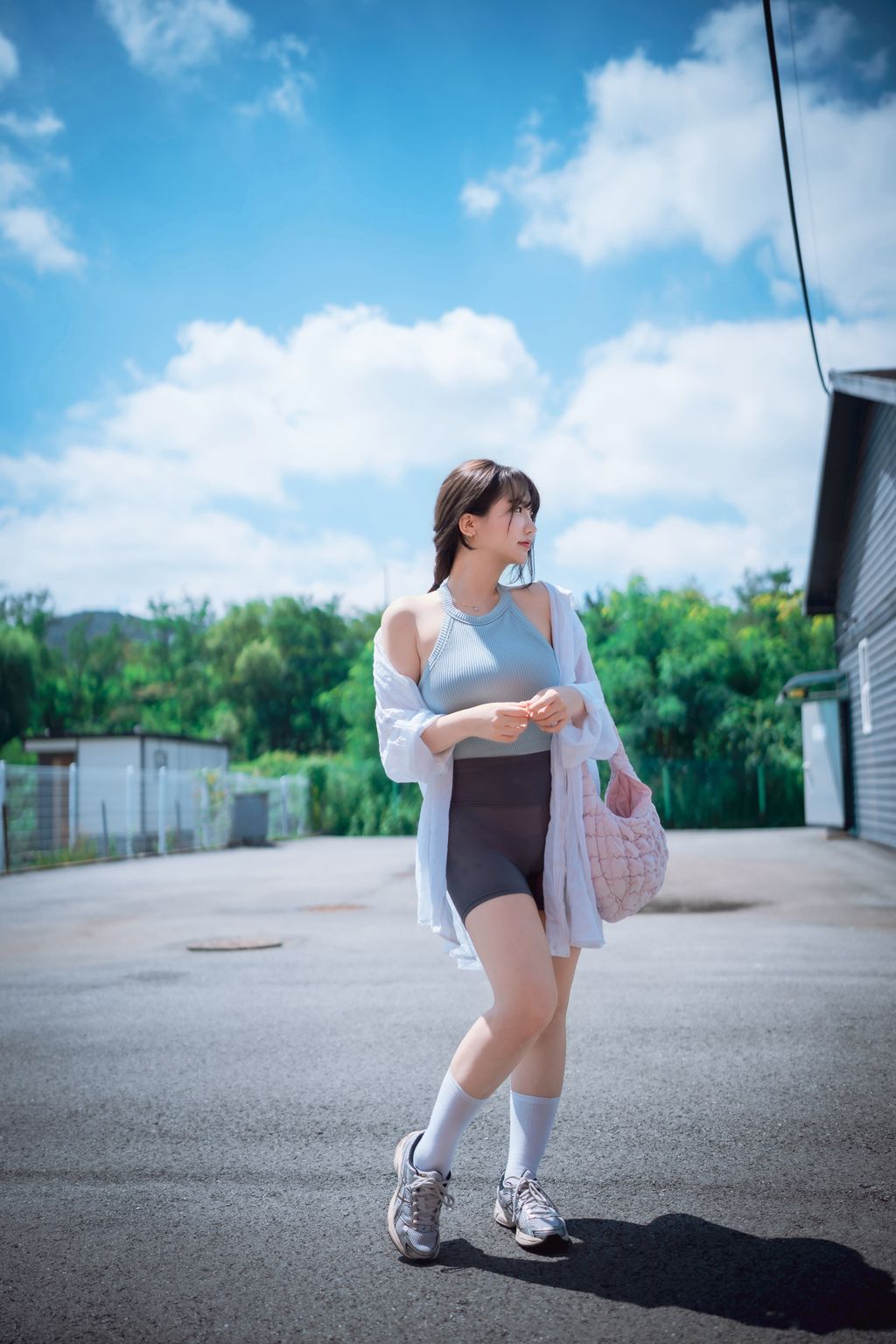 DJAWA Photo – Son Ye-Eun (손예은): Wash My Car (171 photos) 7 DJAWA Photo – Son Ye-Eun (손예은): Wash My Car (171 photos) 7
