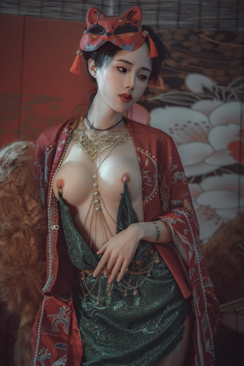 Coser@钛合金TiTi: 青丘赤狐 (64 photos) 6 Coser@钛合金TiTi: 青丘赤狐 (64 photos) 6