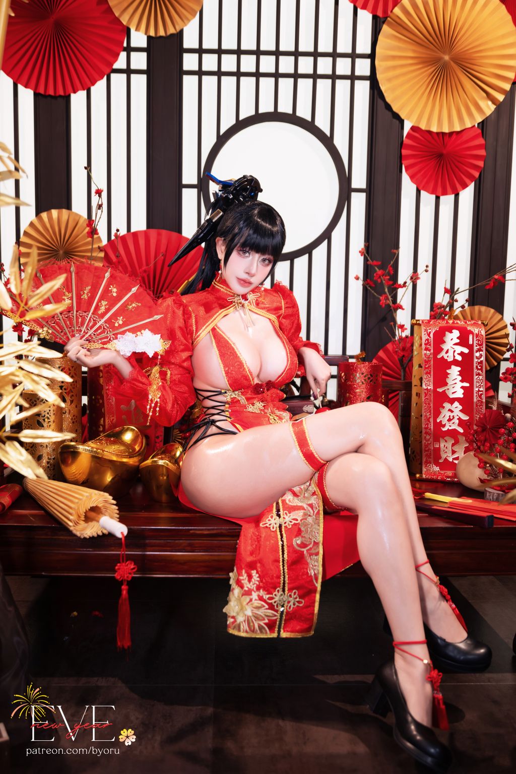 Coser@Byoru: Eve New Year Qipao (62 photos + 19 videos)