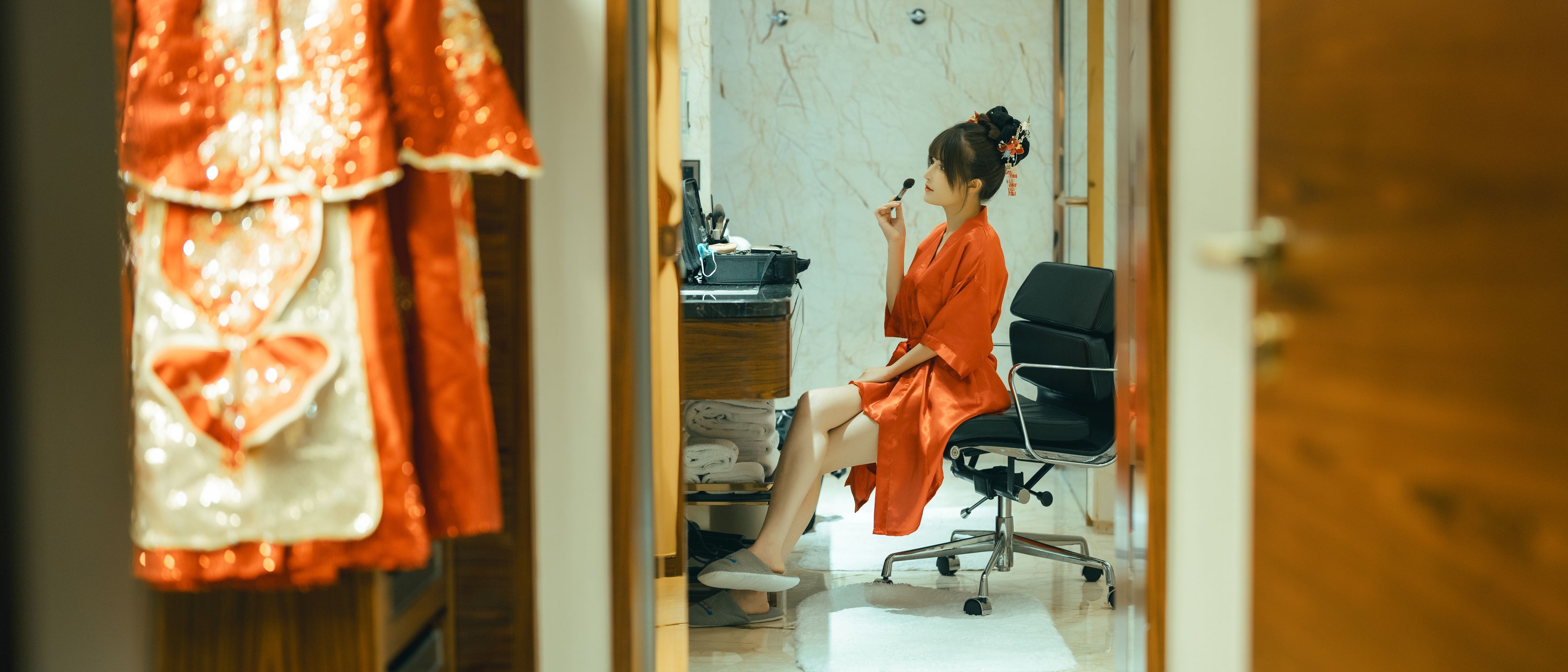 Coser@鹿八岁: 新婚小故事 (108 photos + 1 video)