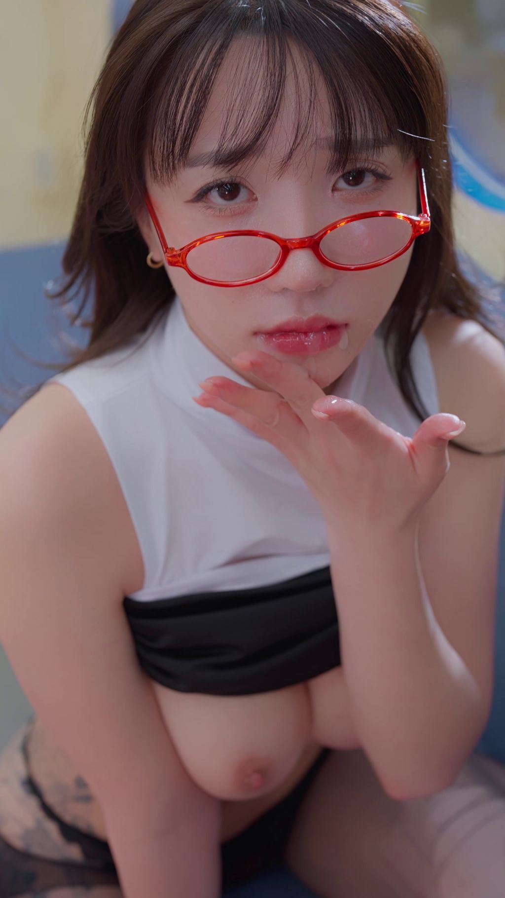 Son Ye-Eun (손예은): Night Shift (96 photos + 2 videos)