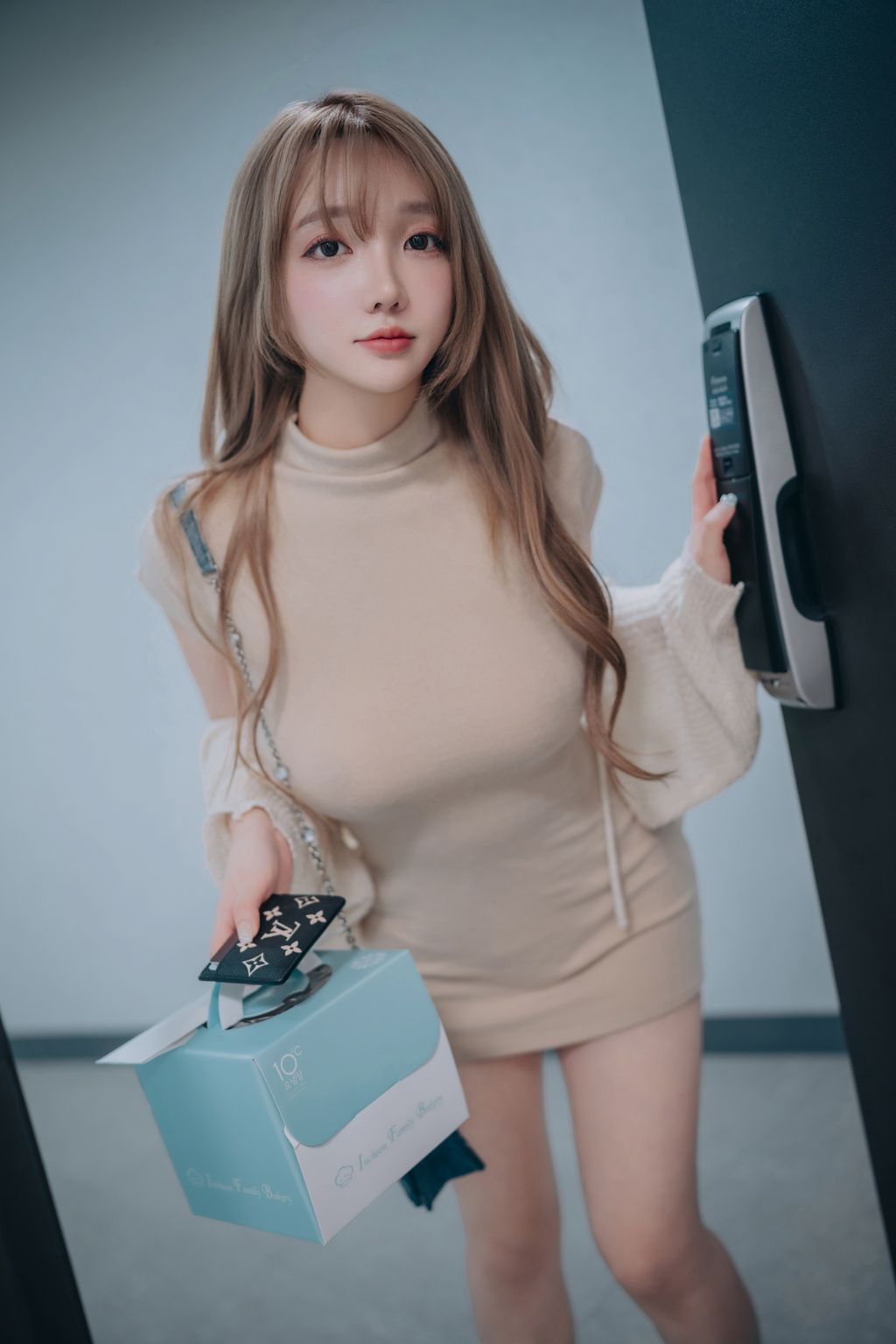 DJAWA Photo – Son Ye-Eun (손예은): Happy Solo Birthday (251 photos) 14 DJAWA Photo – Son Ye-Eun (손예은): Happy Solo Birthday (251 photos) 14