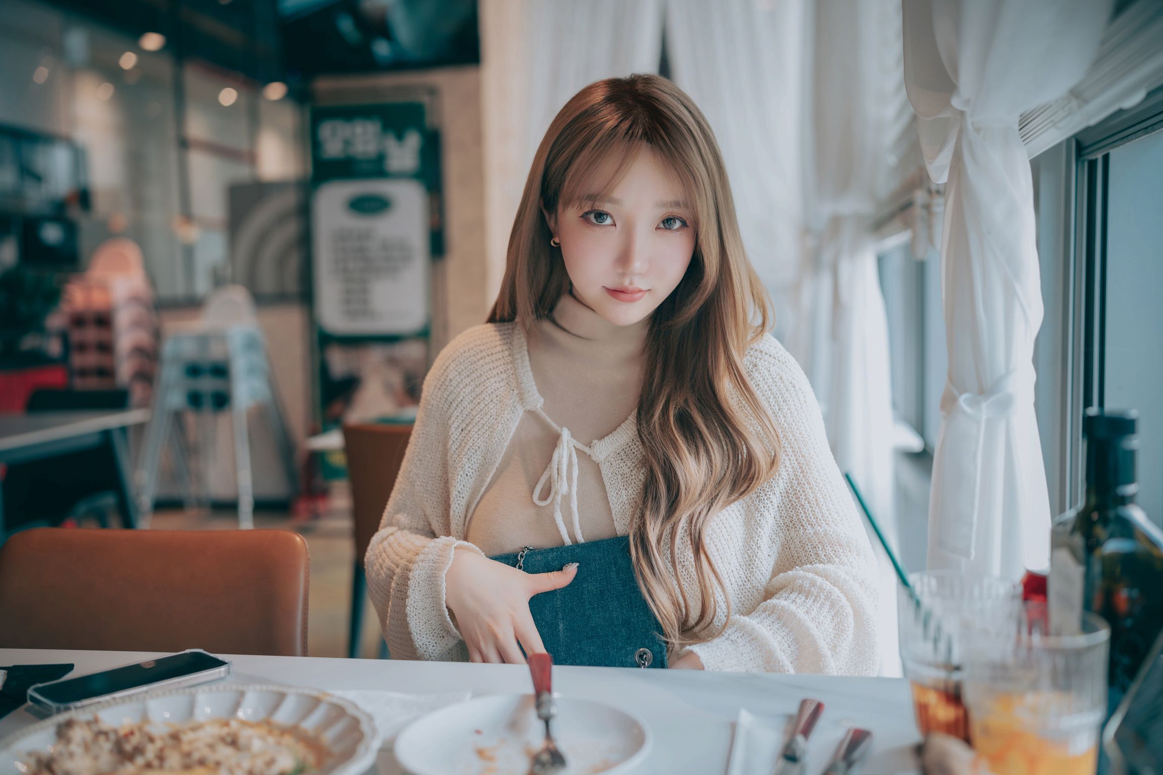 DJAWA Photo – Son Ye-Eun (손예은): Happy Solo Birthday (251 photos) 6 DJAWA Photo – Son Ye-Eun (손예은): Happy Solo Birthday (251 photos) 6