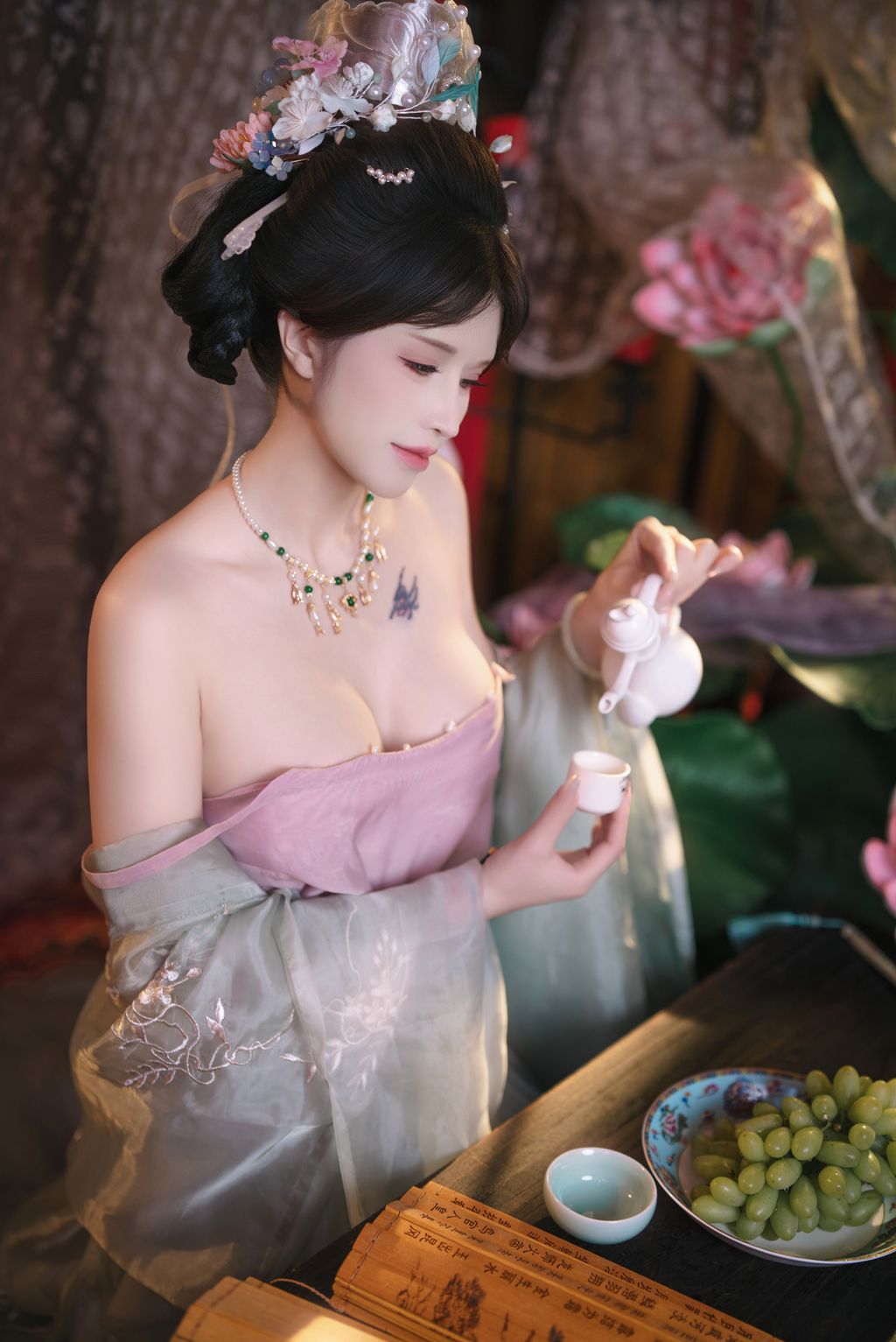 Coser@鹿八岁: 粽你枕相思 (205 photos + 1 video) 10 Coser@鹿八岁: 粽你枕相思 (205 photos + 1 video) 10