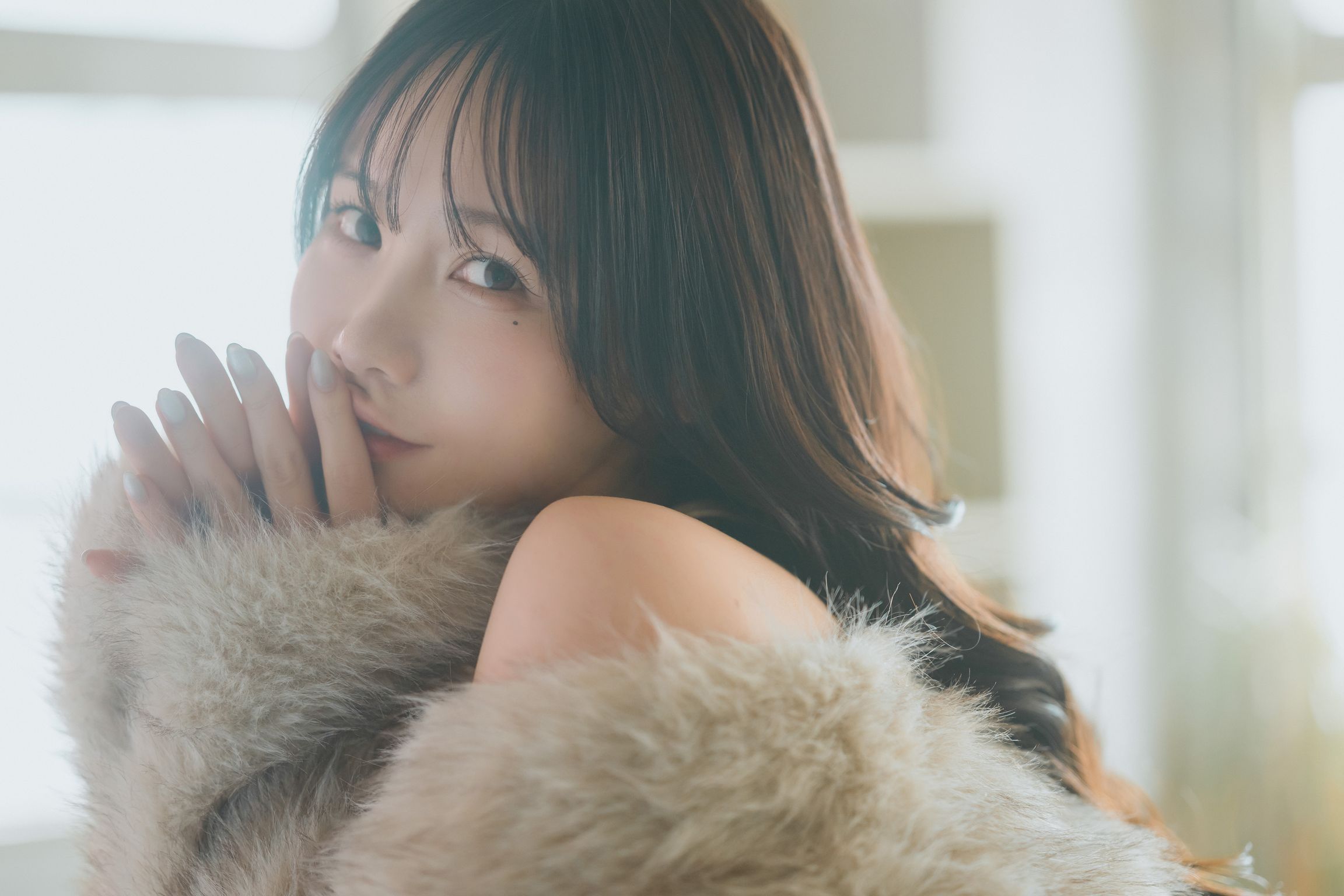 Coser@けん研 (けんけん): Gold Photobook (110 photos) 3 Coser@けん研 (けんけん): Gold Photobook (110 photos) 3
