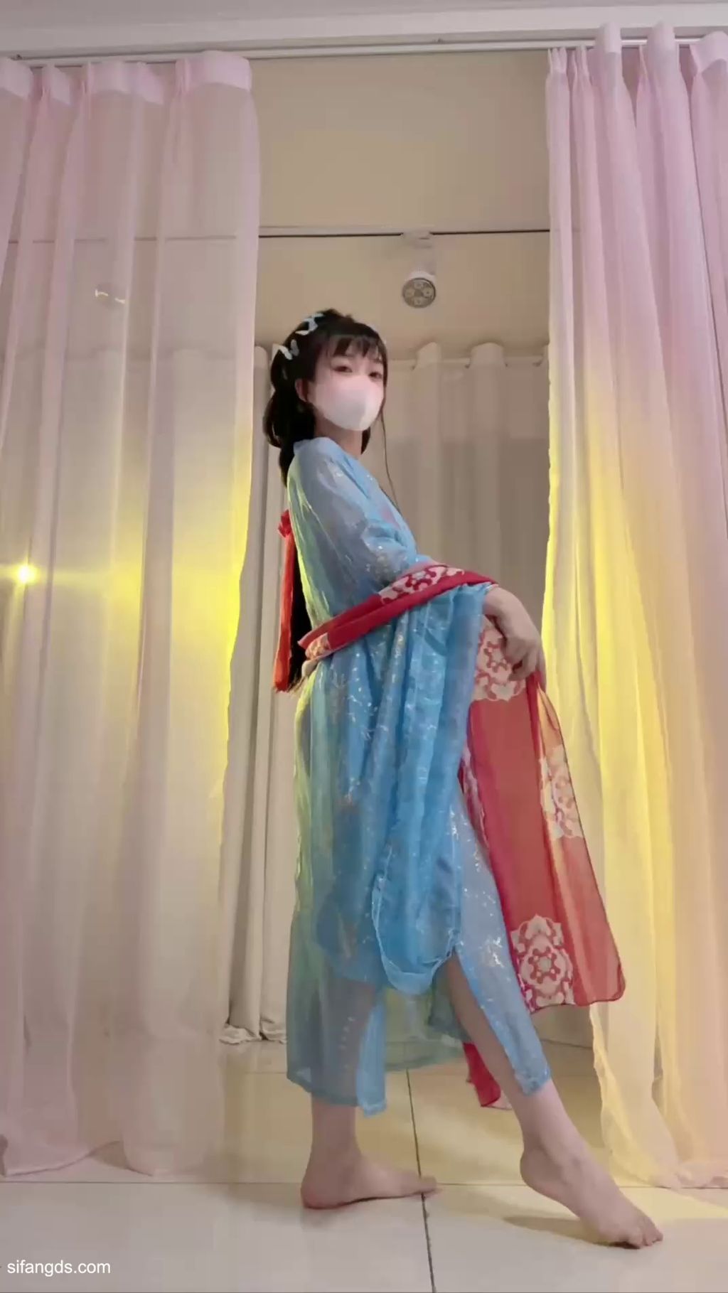 婉婉: 舞蹈专业 裸舞界又一悍将 全尺度拉满 (100 photos + 20 videos) 17 婉婉: 舞蹈专业 裸舞界又一悍将 全尺度拉满 (100 photos + 20 videos) 17
