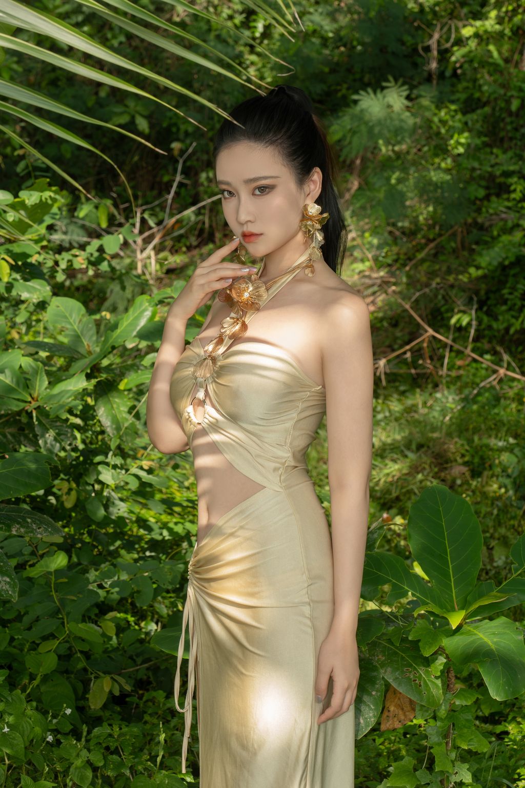 Coser@年年Nnian: 海边维纳斯 (80 photos) 2 Coser@年年Nnian: 海边维纳斯 (80 photos) 2