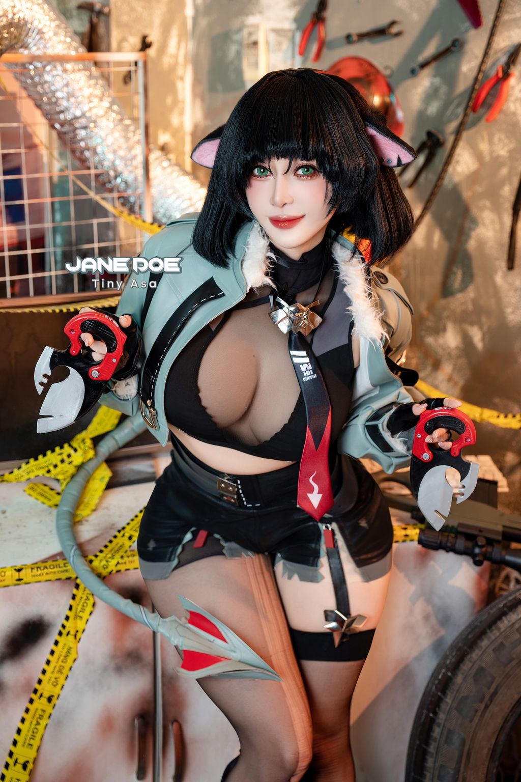 Coser@Tiny Asa: Jane Doe Zenless Zone Zero 绝区零 简·杜 (49 photos + 1 video)