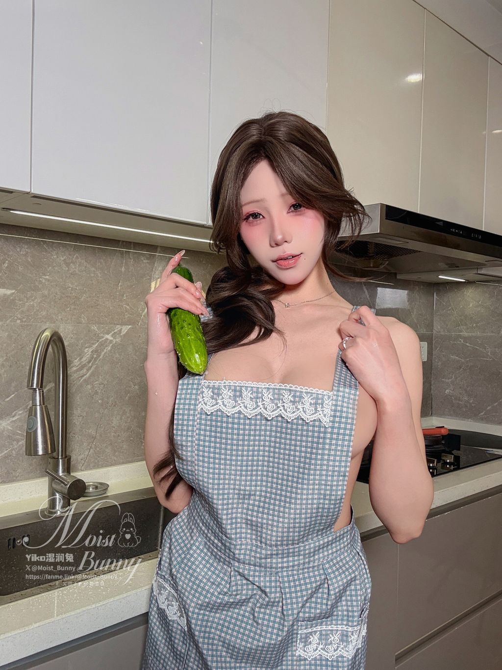 Coser@黏黏团子兔: 2026年03月作品 继母の香 (126 photos + 4 videos) 11 Coser@黏黏团子兔: 2026年03月作品 继母の香 (126 photos + 4 videos) 11