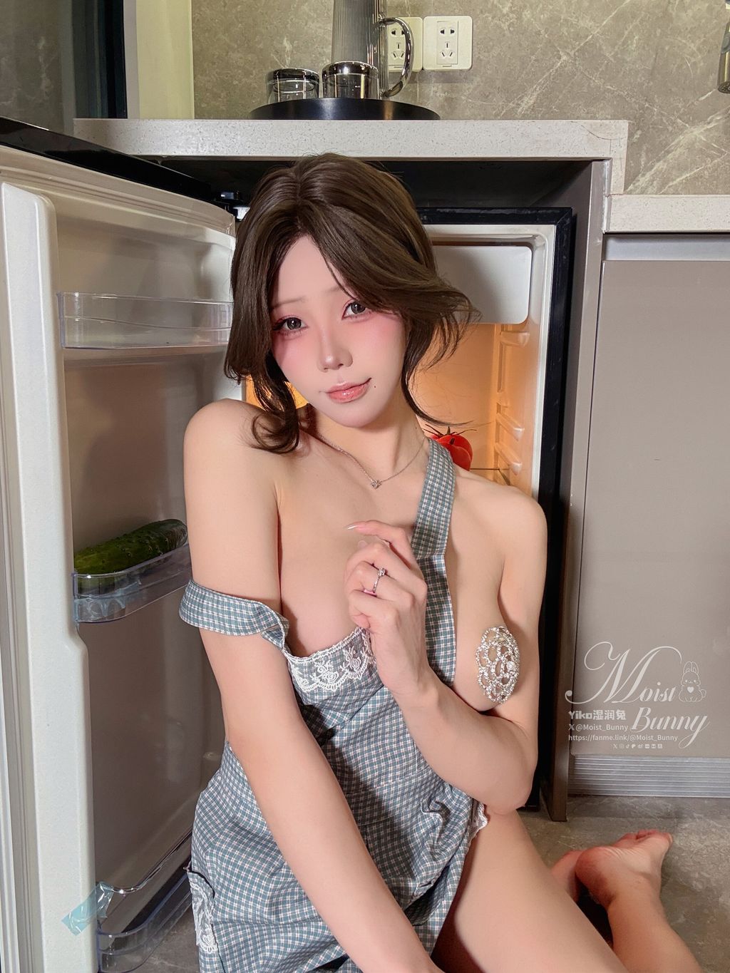 Coser@黏黏团子兔: 2026年03月作品 继母の香 (126 photos + 4 videos) 5 Coser@黏黏团子兔: 2026年03月作品 继母の香 (126 photos + 4 videos) 5