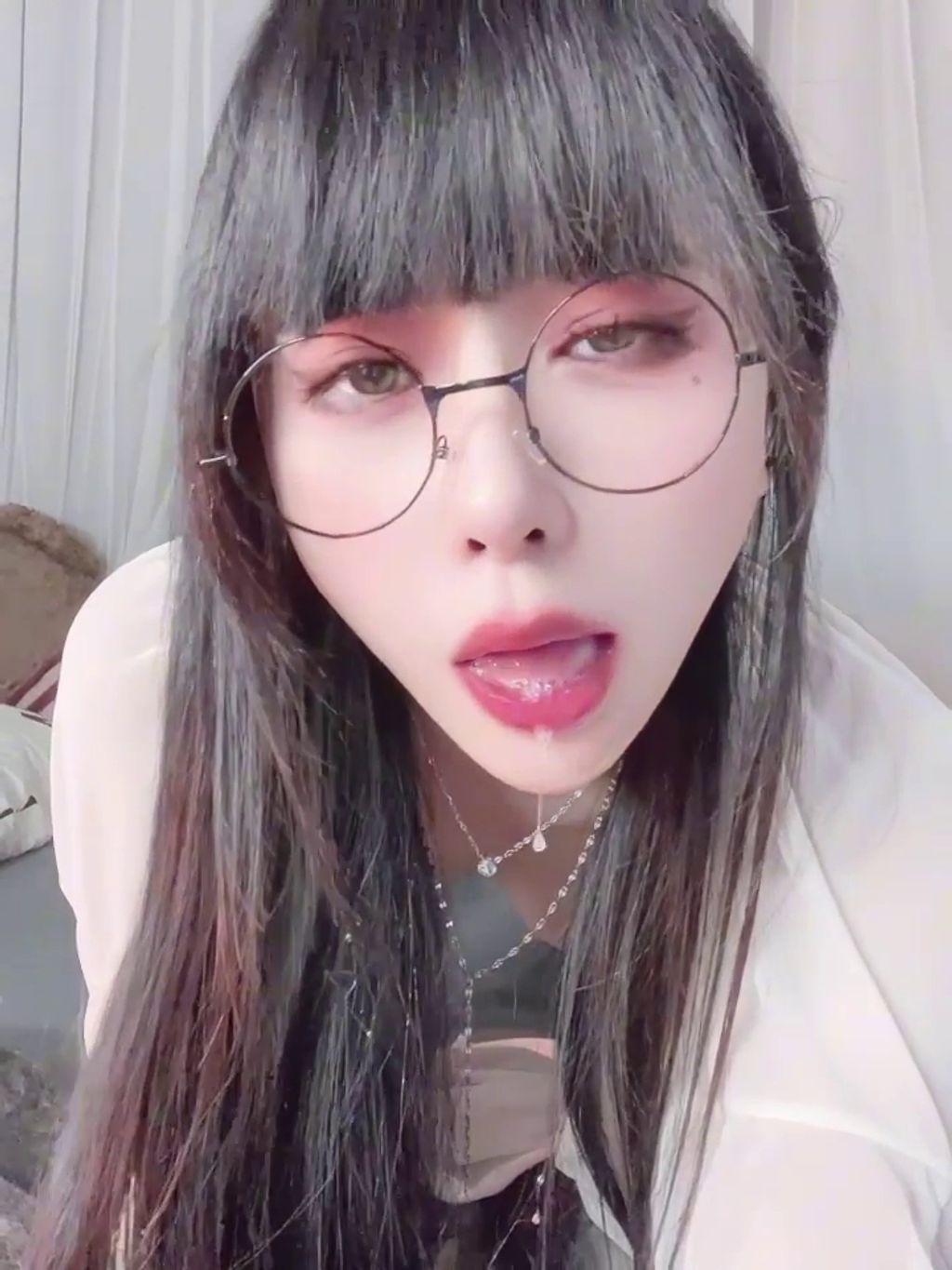 蘸点蜜桃酱: 半糖完美女主播福利全尺度视频 (122 photos + 21 videos) 17 蘸点蜜桃酱: 半糖完美女主播福利全尺度视频 (122 photos + 21 videos) 17