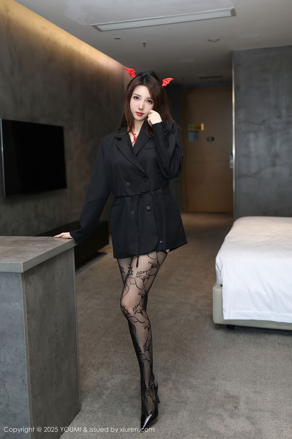 YouMi Vol.1176: 桃桃·夭夭twins (74 photos)
