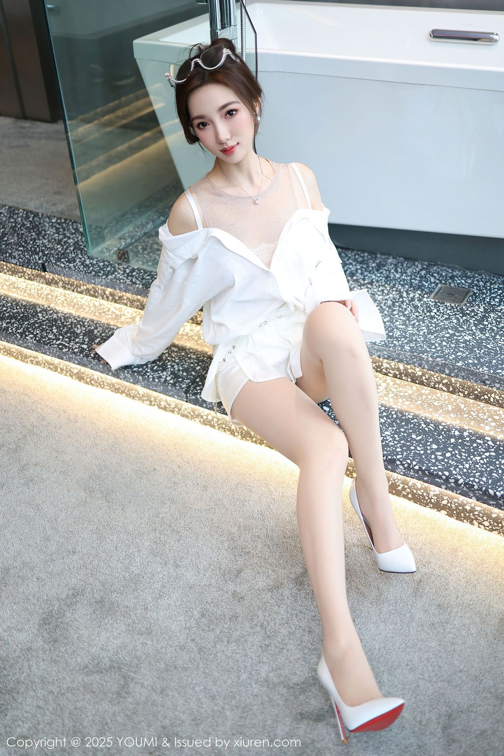 YouMi Vol.1177: 桃桃·夭夭twins (77 photos)