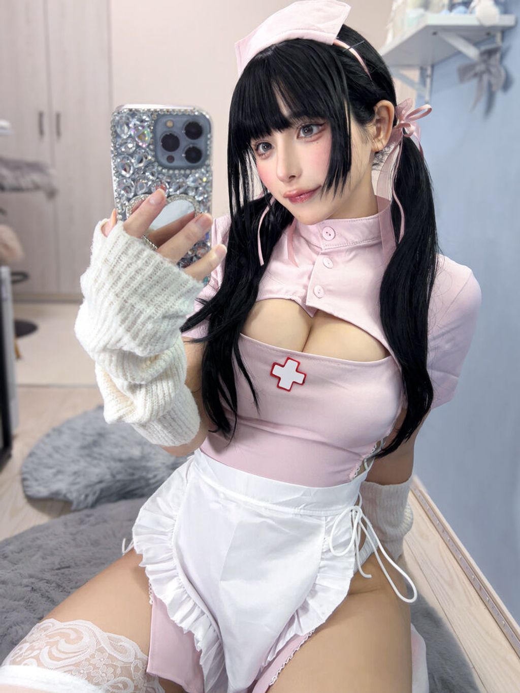 Coser@HaL(ハル): Fantia 2024年12月订阅合集 (102 photos + 8 videos)