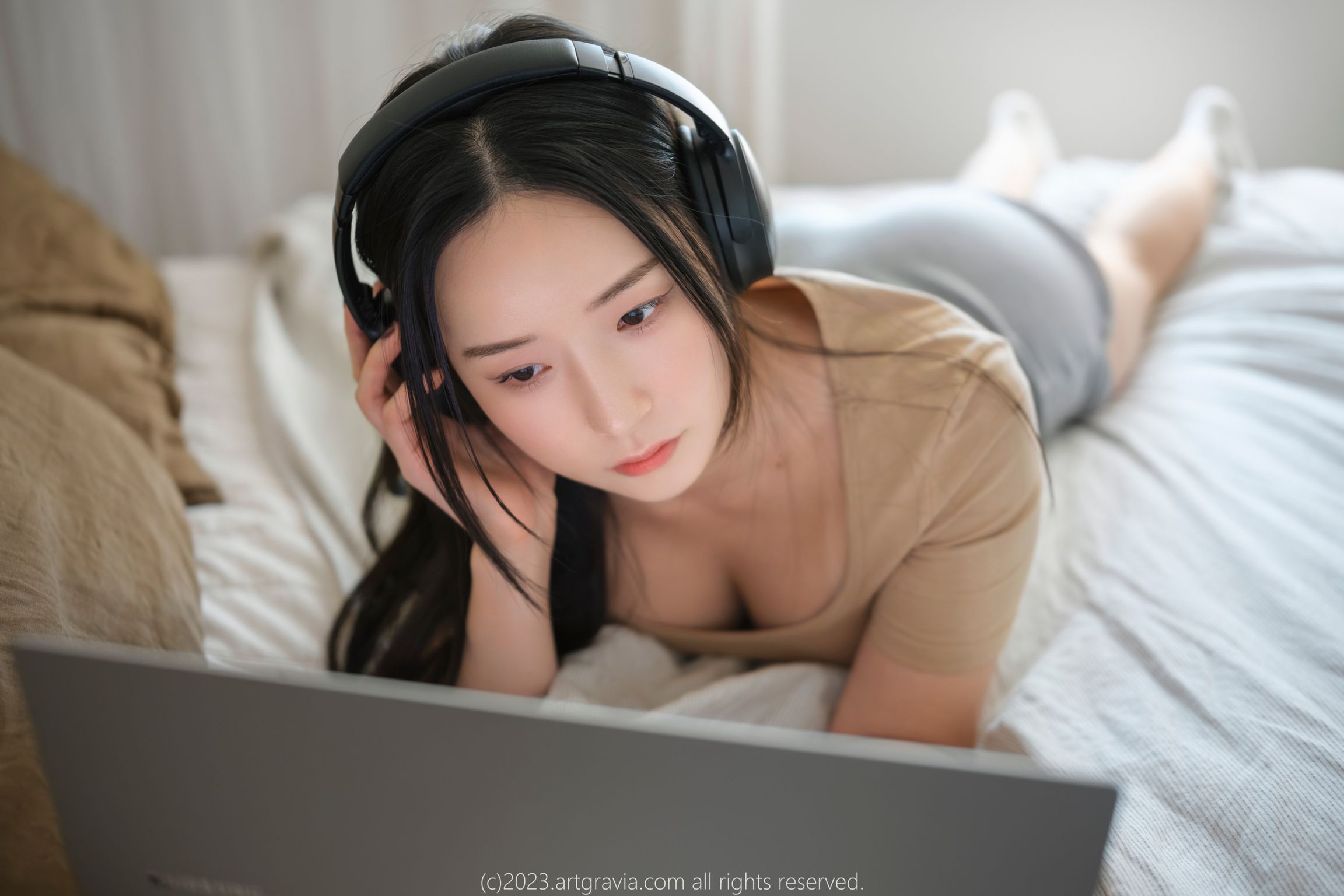 AG.605: Pia (피아) (103 photos)