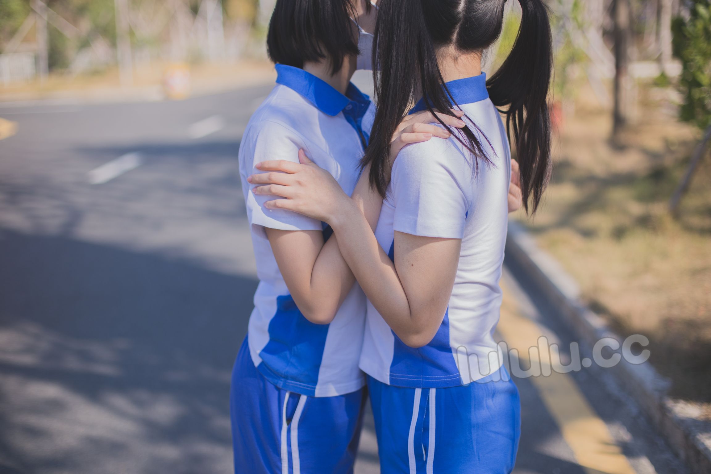 Coser@悠宝三岁: 马路与大学楼道露出 (53 photos)