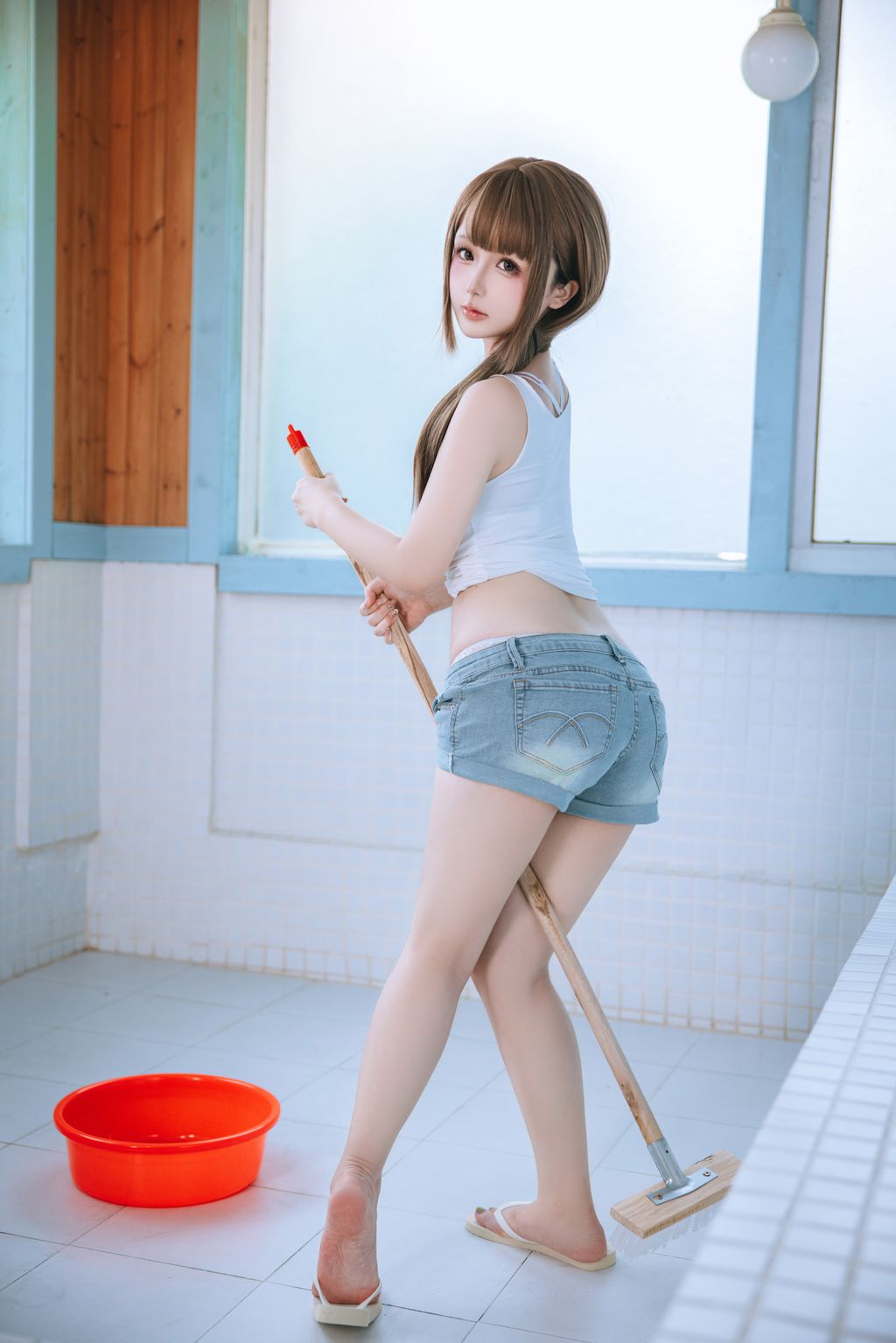 Coser@日奈娇: 男浴室保洁员 (175 photos + 5 videos) 14 Coser@日奈娇: 男浴室保洁员 (175 photos + 5 videos) 14