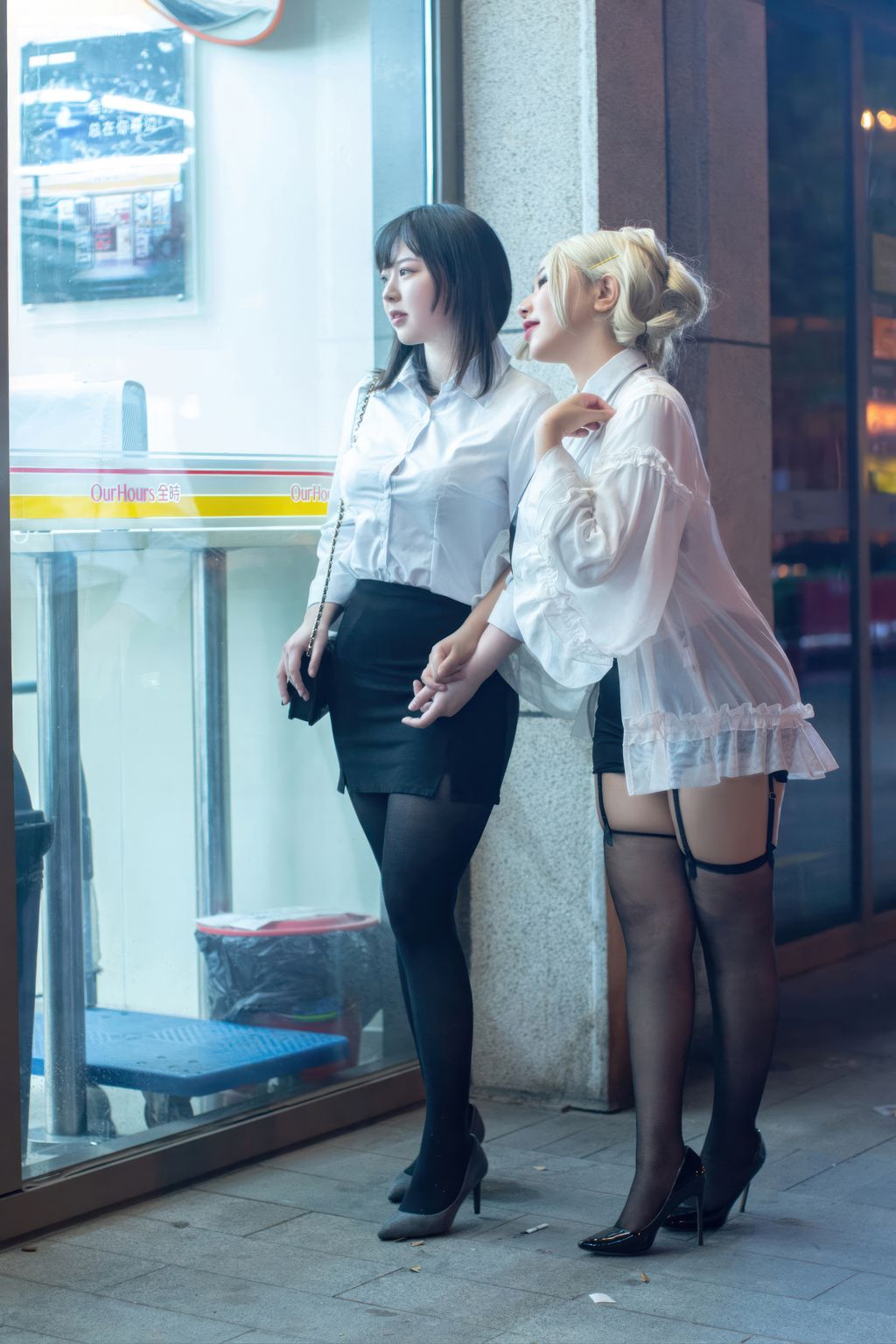 Coser@皮皮奶可可爱了啦 & 穆零Mu0: 百合OL (51 photos)