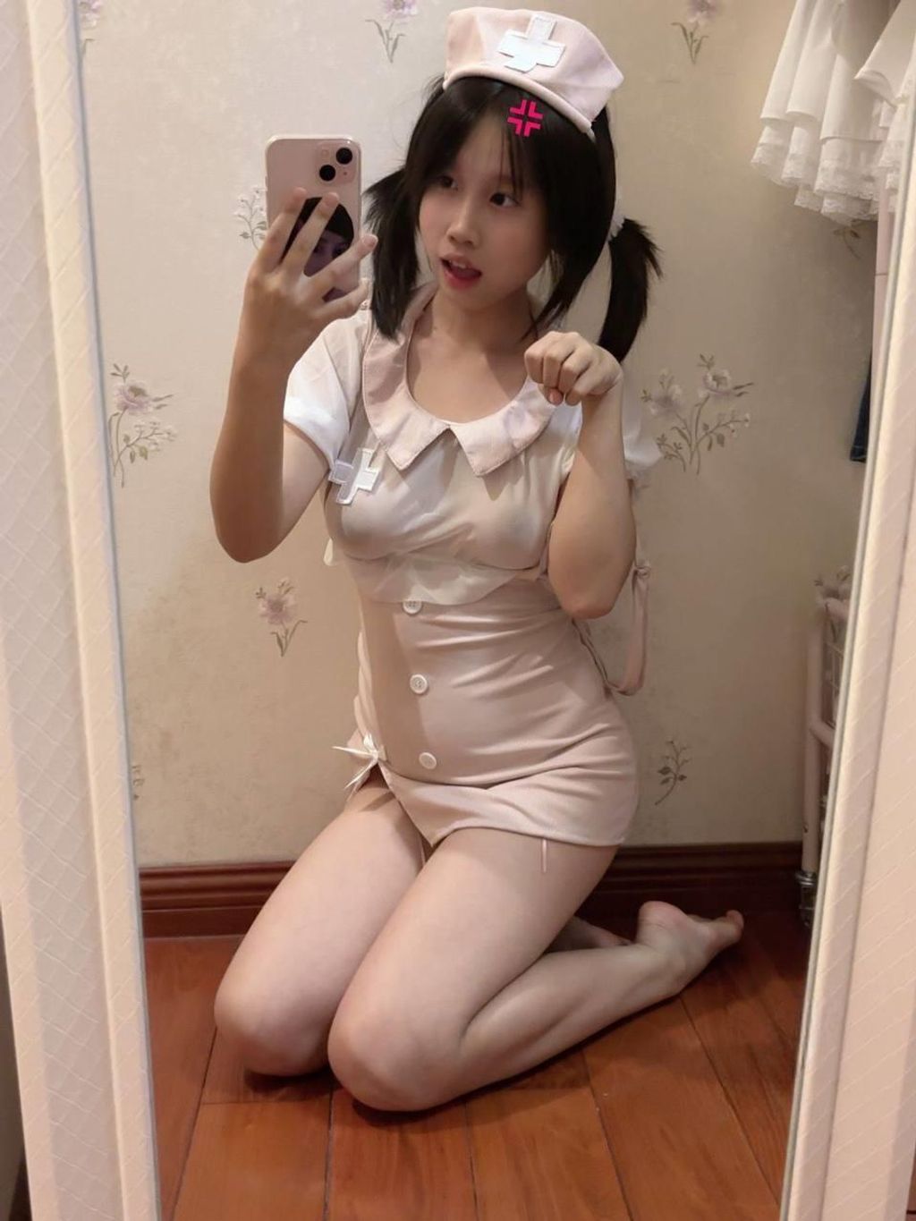 Xuxu(xuxulik): 1314门槛 双马尾露脸极品萝莉福利订阅 (210 photos + 6 videos) 12 Xuxu(xuxulik): 1314门槛 双马尾露脸极品萝莉福利订阅 (210 photos + 6 videos) 12
