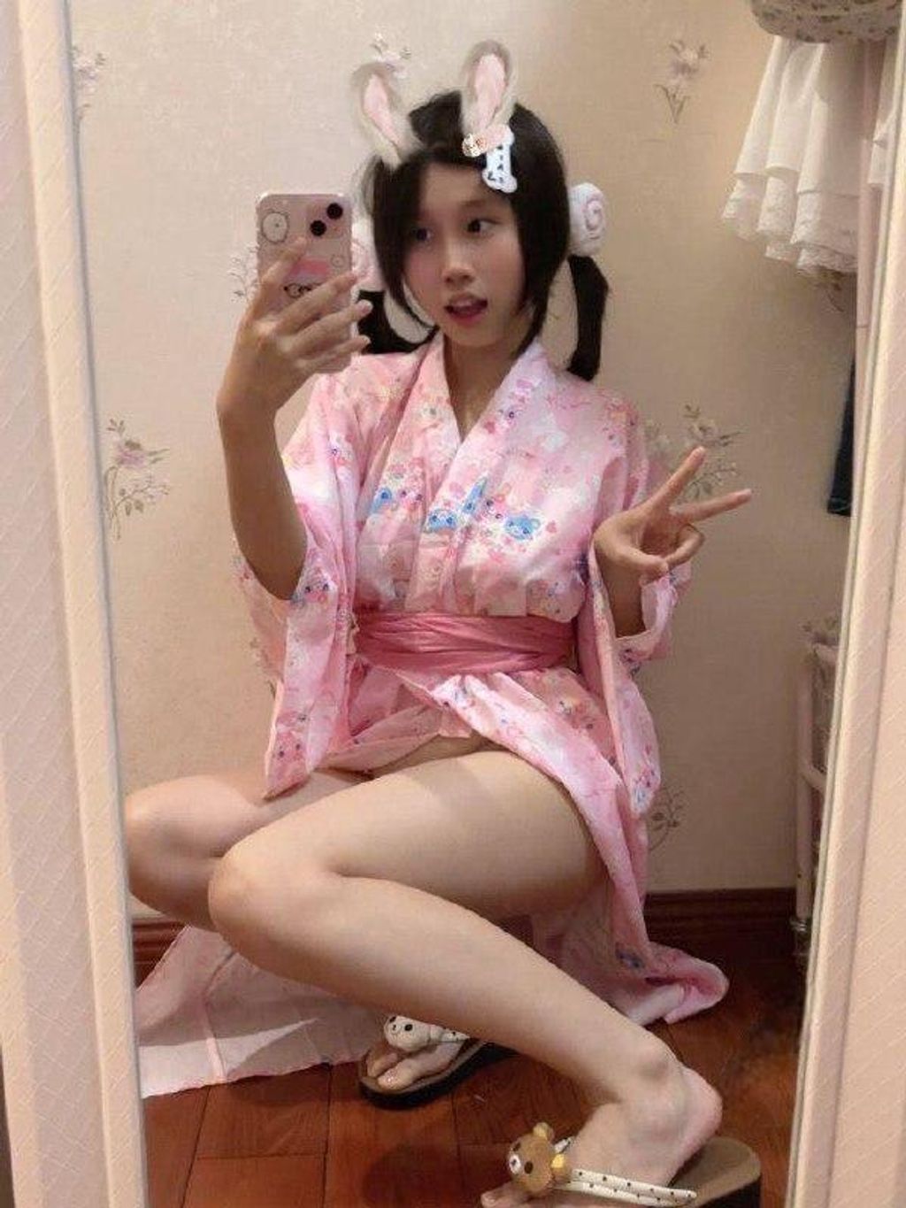 Xuxu(xuxulik): 1314门槛 双马尾露脸极品萝莉福利订阅 (210 photos + 6 videos) 2 Xuxu(xuxulik): 1314门槛 双马尾露脸极品萝莉福利订阅 (210 photos + 6 videos) 2