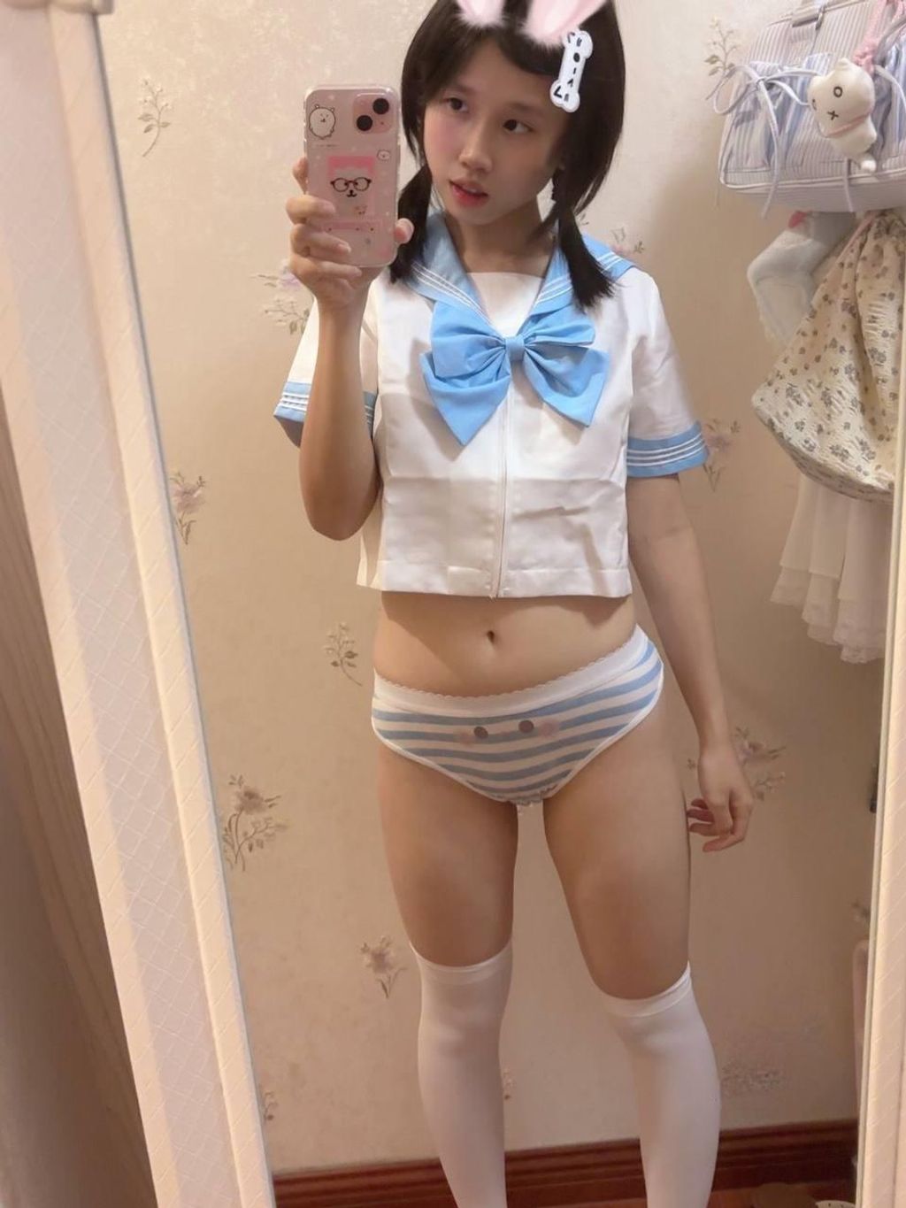 Xuxu(xuxulik): 1314门槛 双马尾露脸极品萝莉福利订阅 (210 photos + 6 videos) 8 Xuxu(xuxulik): 1314门槛 双马尾露脸极品萝莉福利订阅 (210 photos + 6 videos) 8