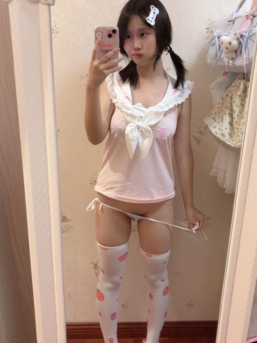 Xuxu(xuxulik): 1314门槛 双马尾露脸极品萝莉福利订阅 (210 photos + 6 videos) 19 Xuxu(xuxulik): 1314门槛 双马尾露脸极品萝莉福利订阅 (210 photos + 6 videos) 19