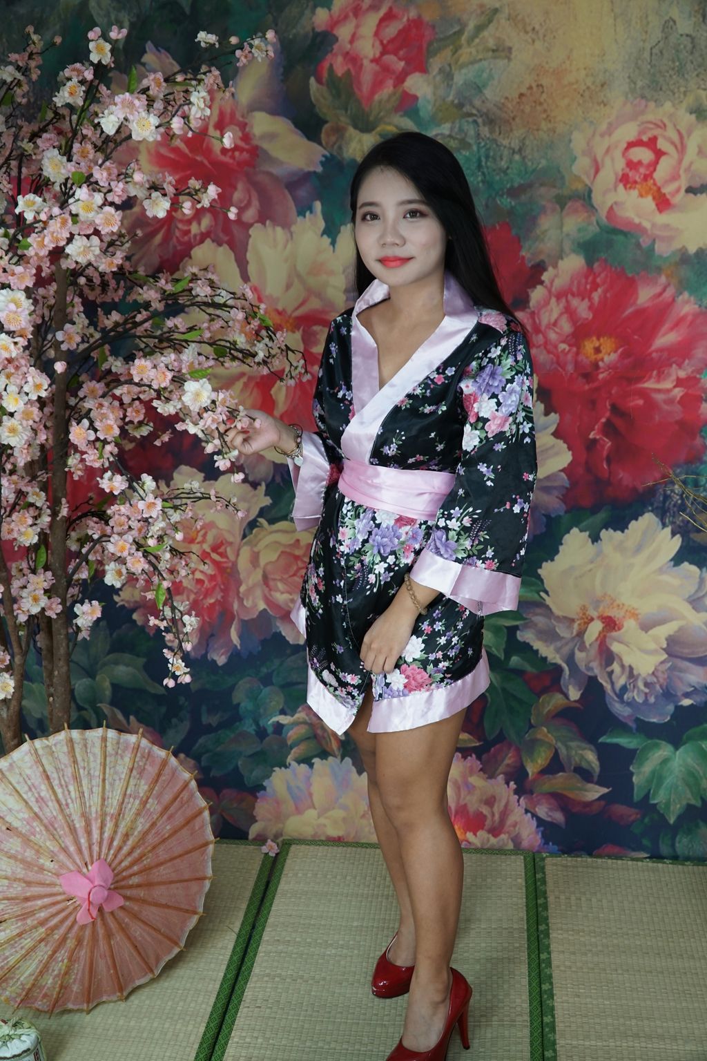 [Private Photoshoot] 熙熙: 丰满御姐 和风全尺度私拍 (173 photos)